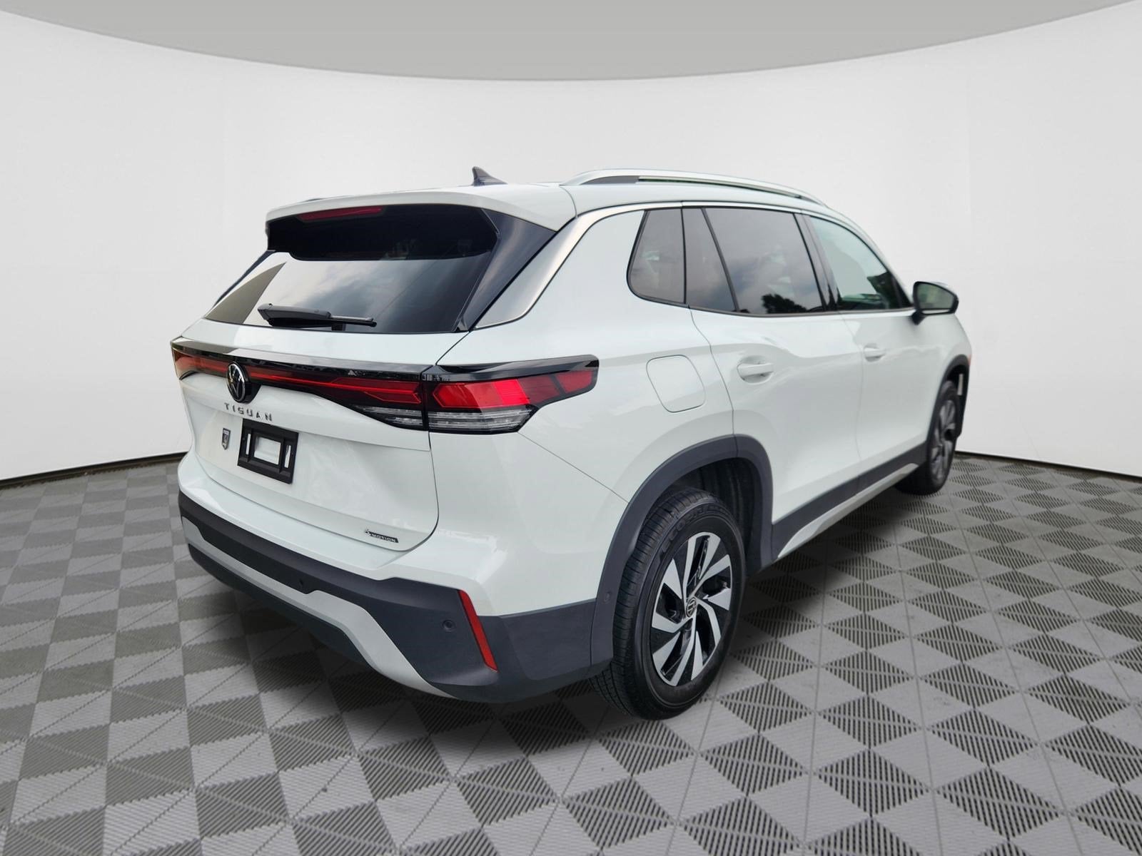 2025 Volkswagen Tiguan S