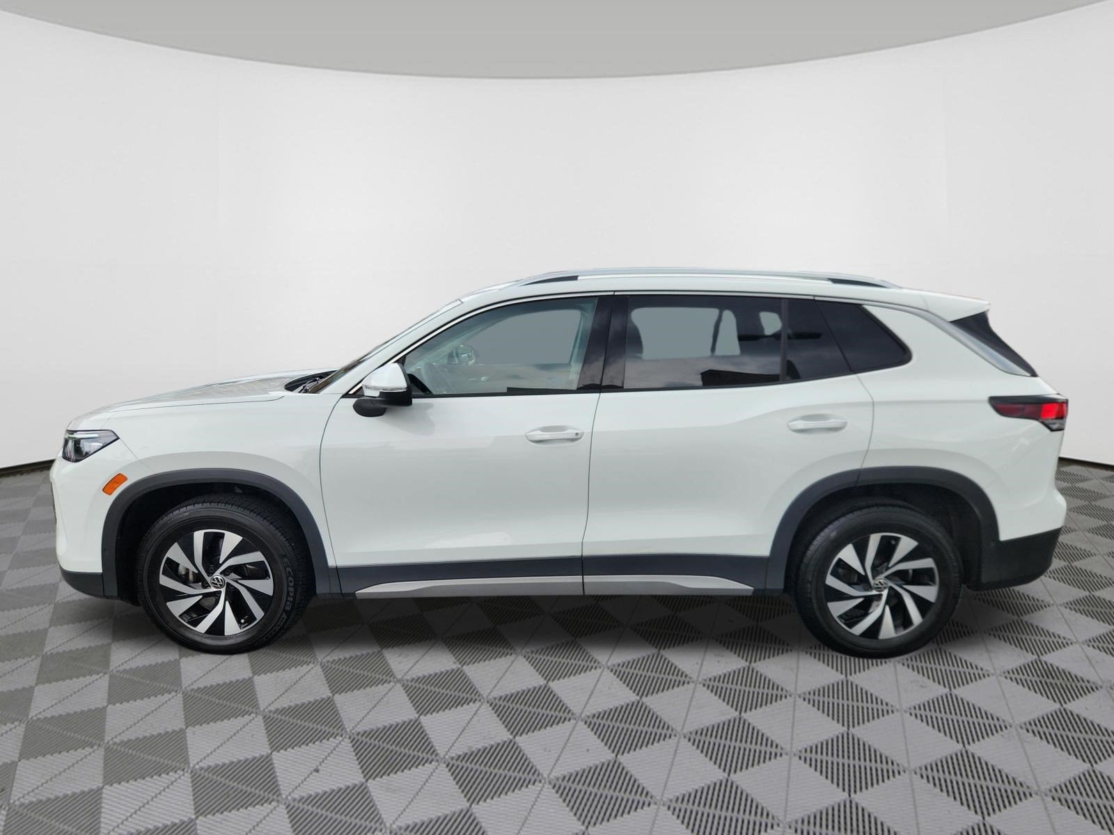 2025 Volkswagen Tiguan S