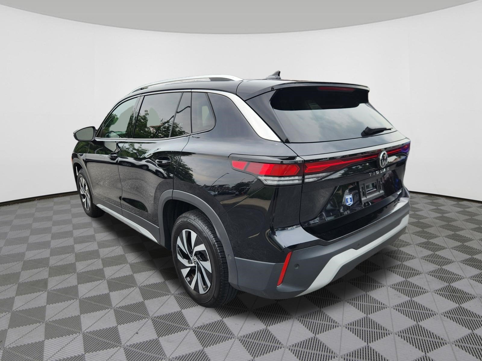 2025 Volkswagen Tiguan S