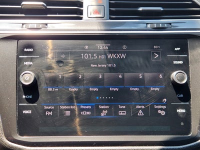 2022 Volkswagen Tiguan SE R-Line Black