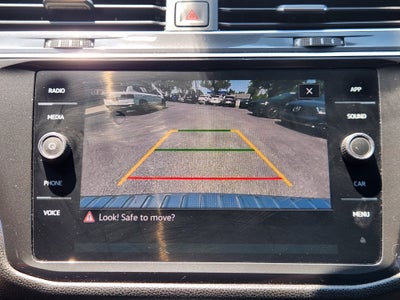 2022 Volkswagen Tiguan SE R-Line Black