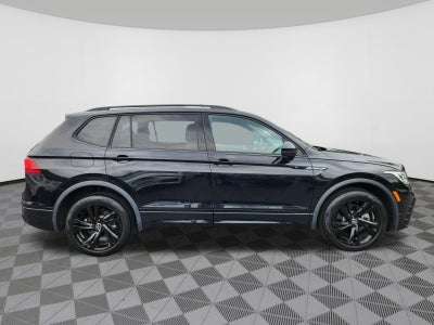 2023 Volkswagen Tiguan SE R-Line Black