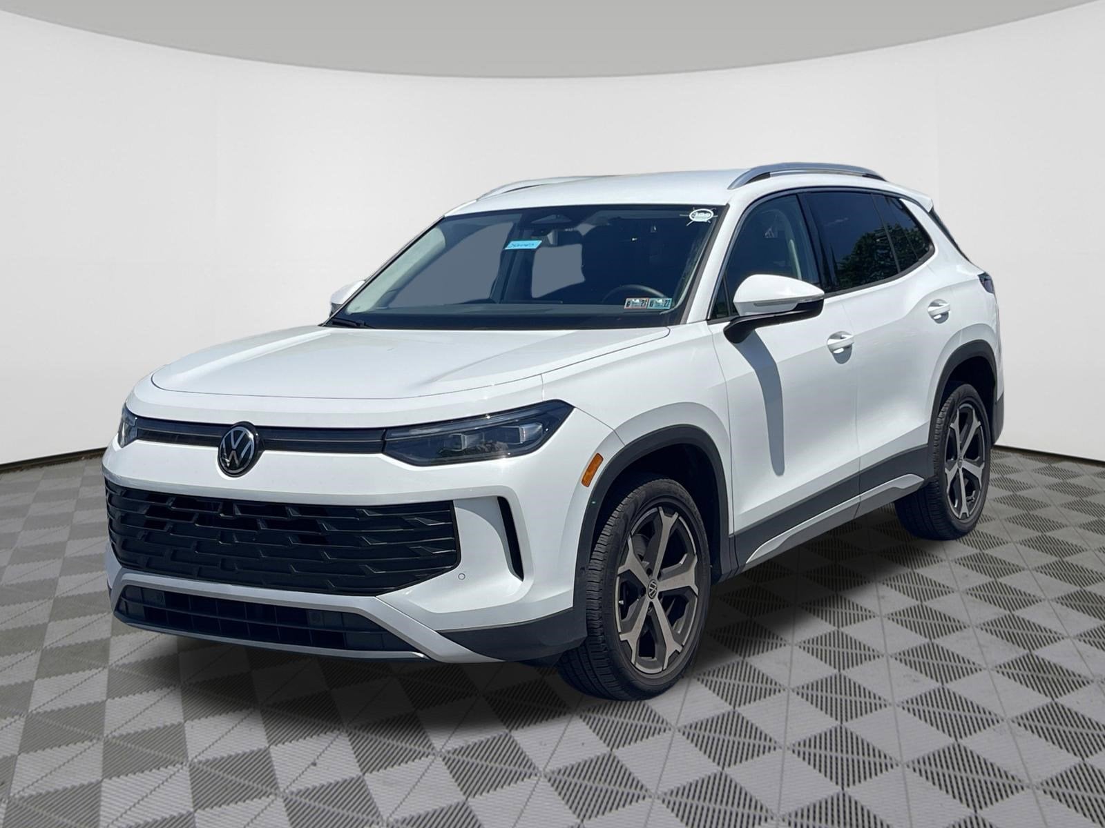 2025 Volkswagen Tiguan SE