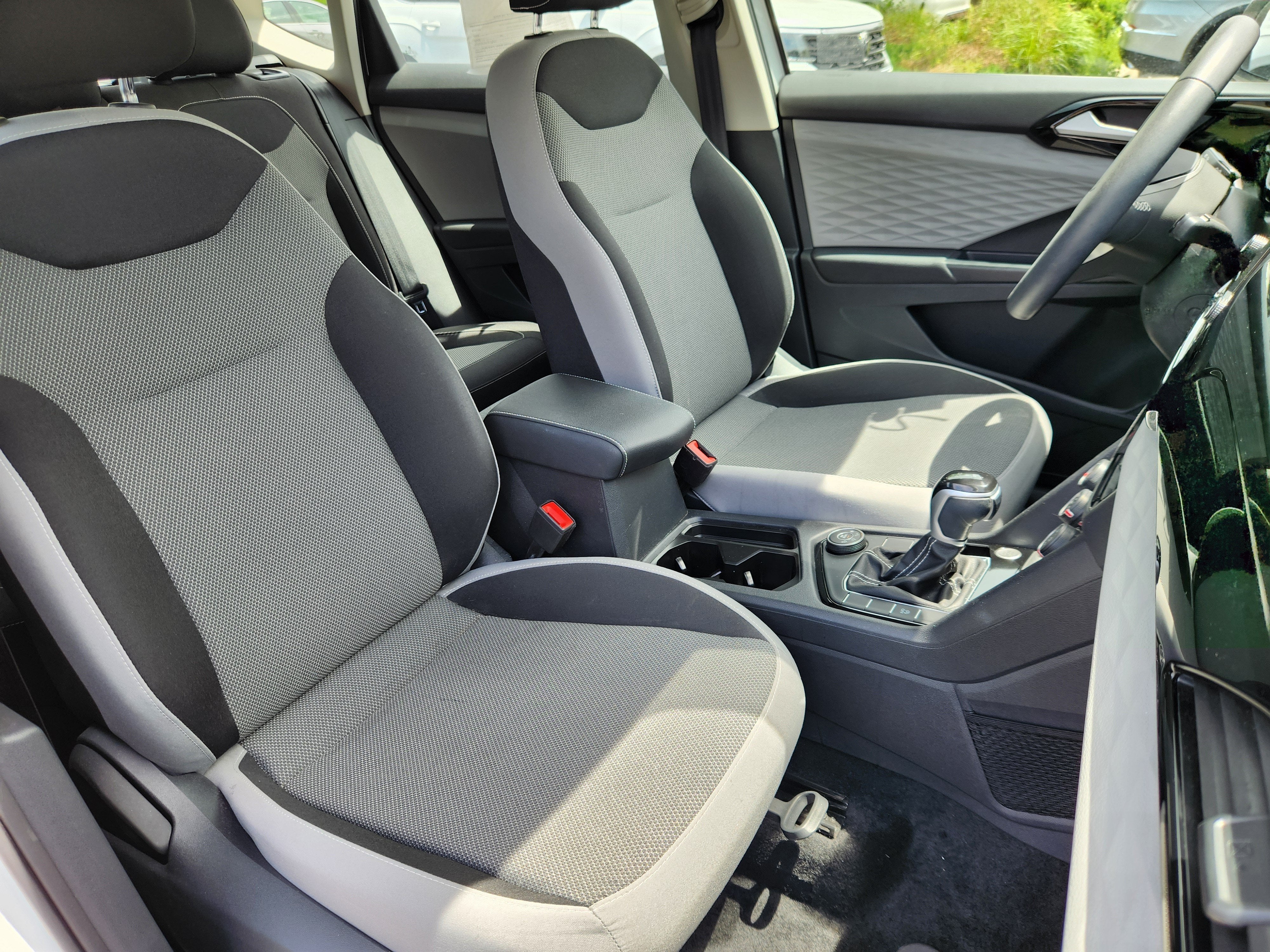 2023 Volkswagen Taos S