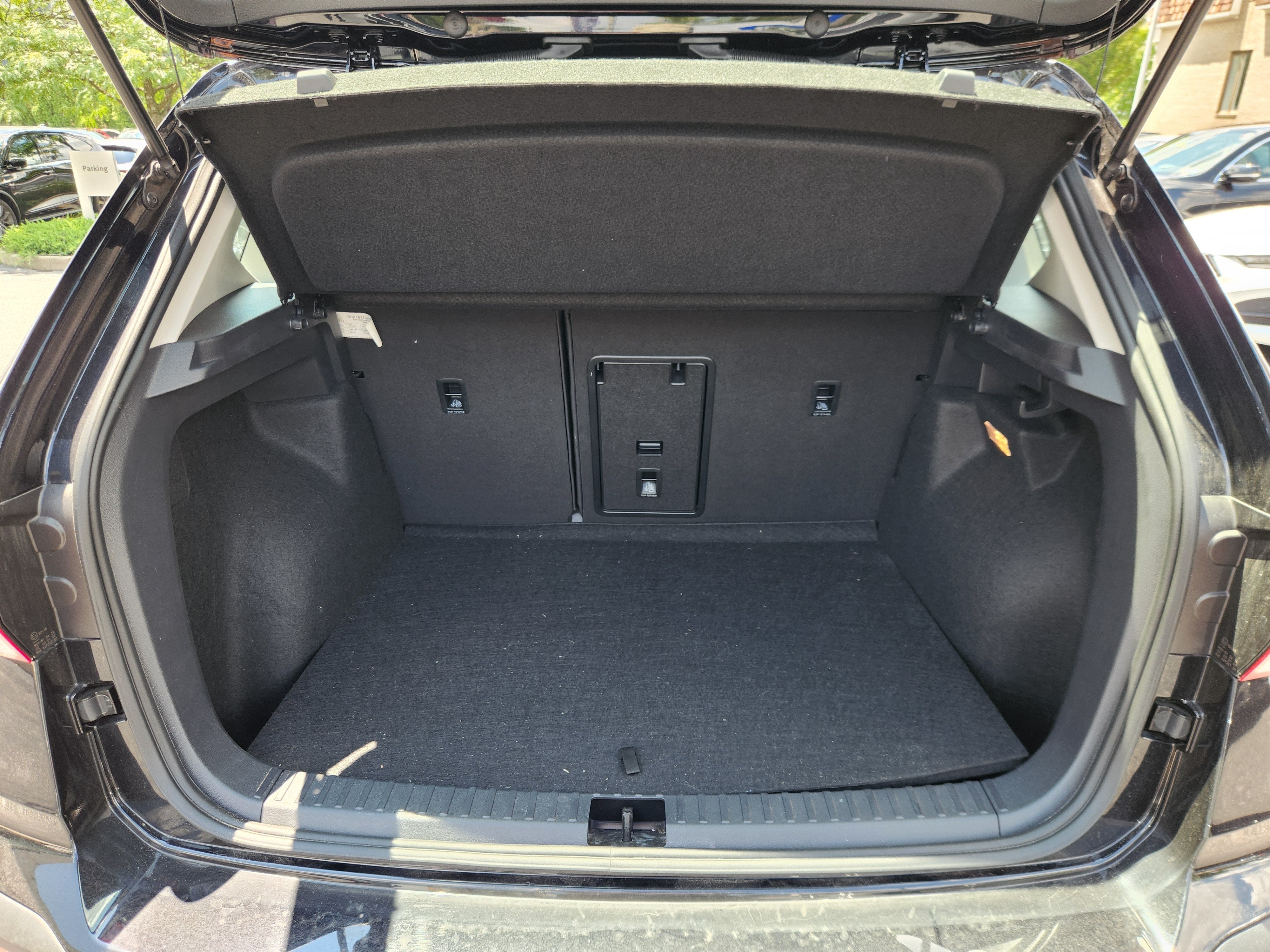 2023 Volkswagen Taos S