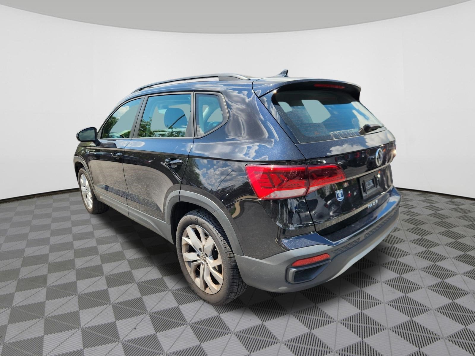 2023 Volkswagen Taos S