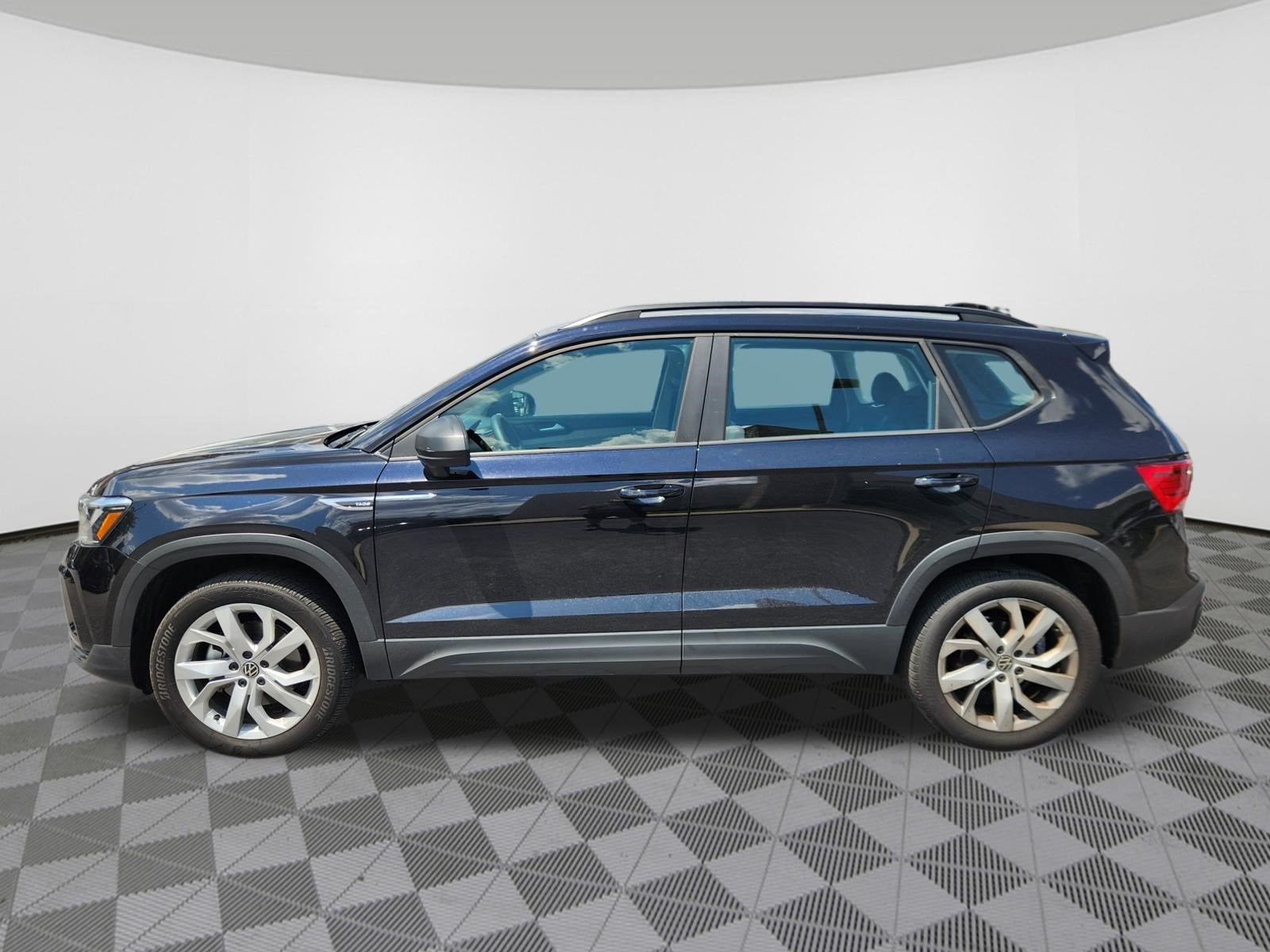 2023 Volkswagen Taos S