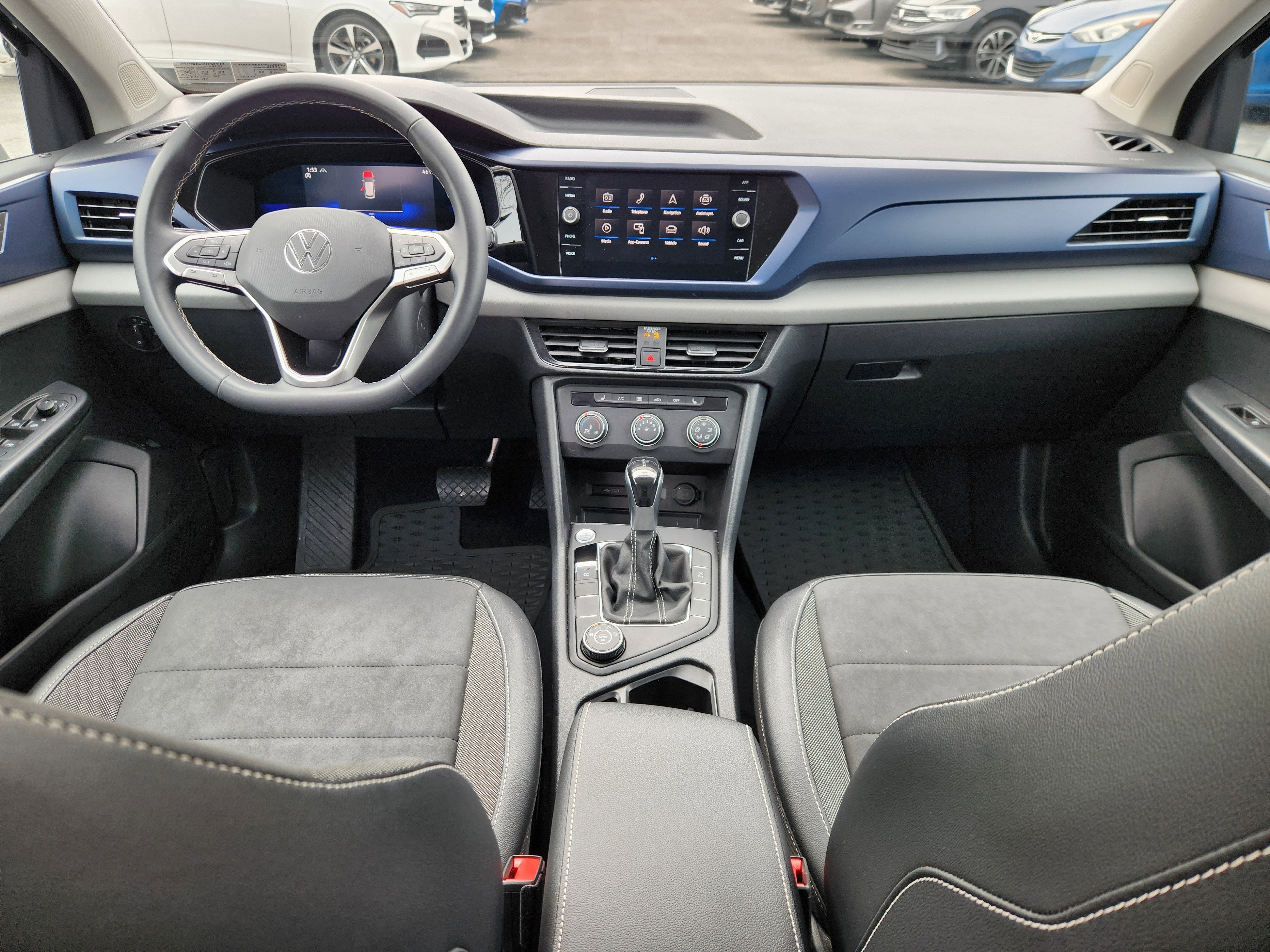 2022 Volkswagen Taos SE