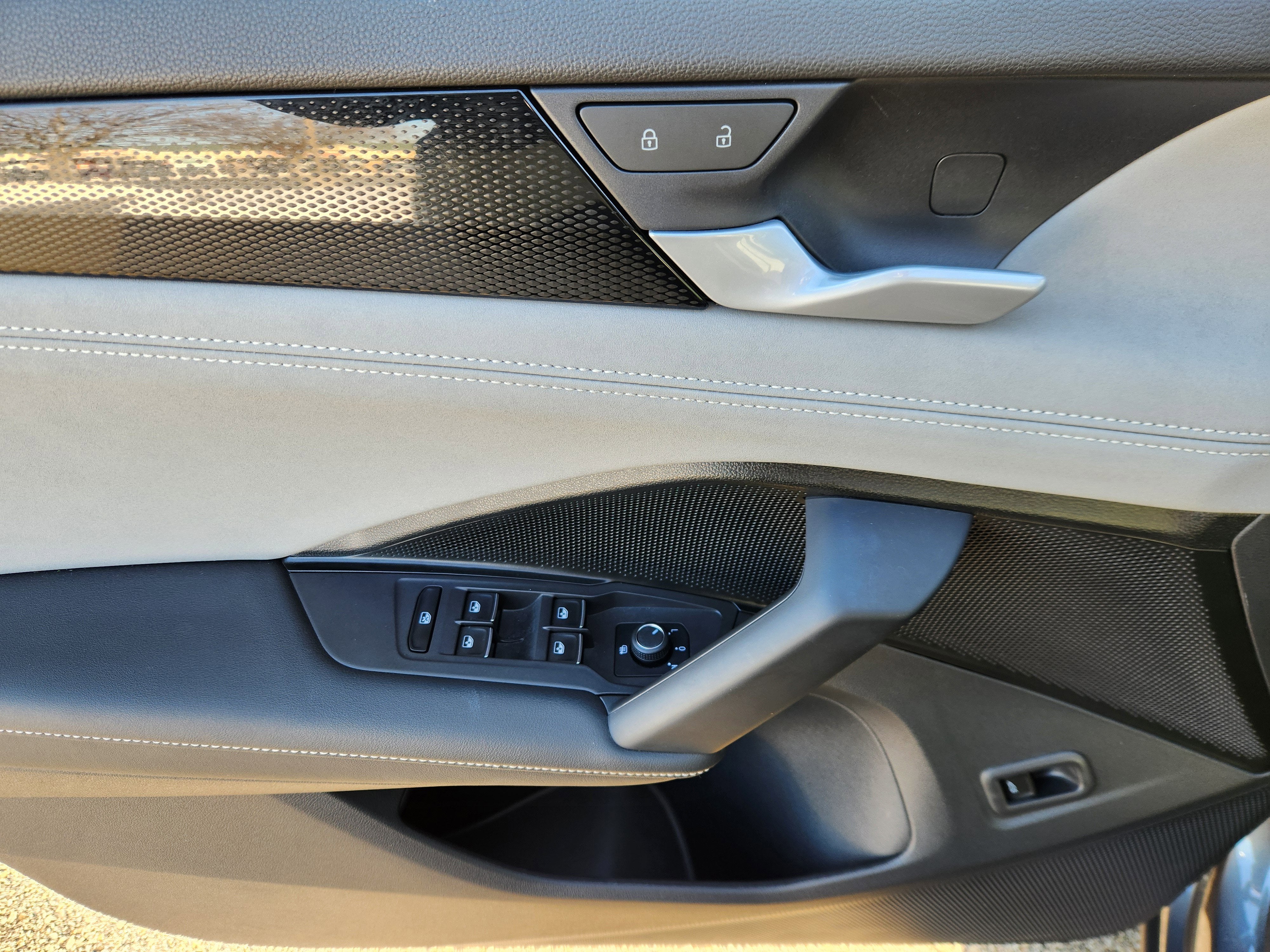 2025 Volkswagen Tiguan SE