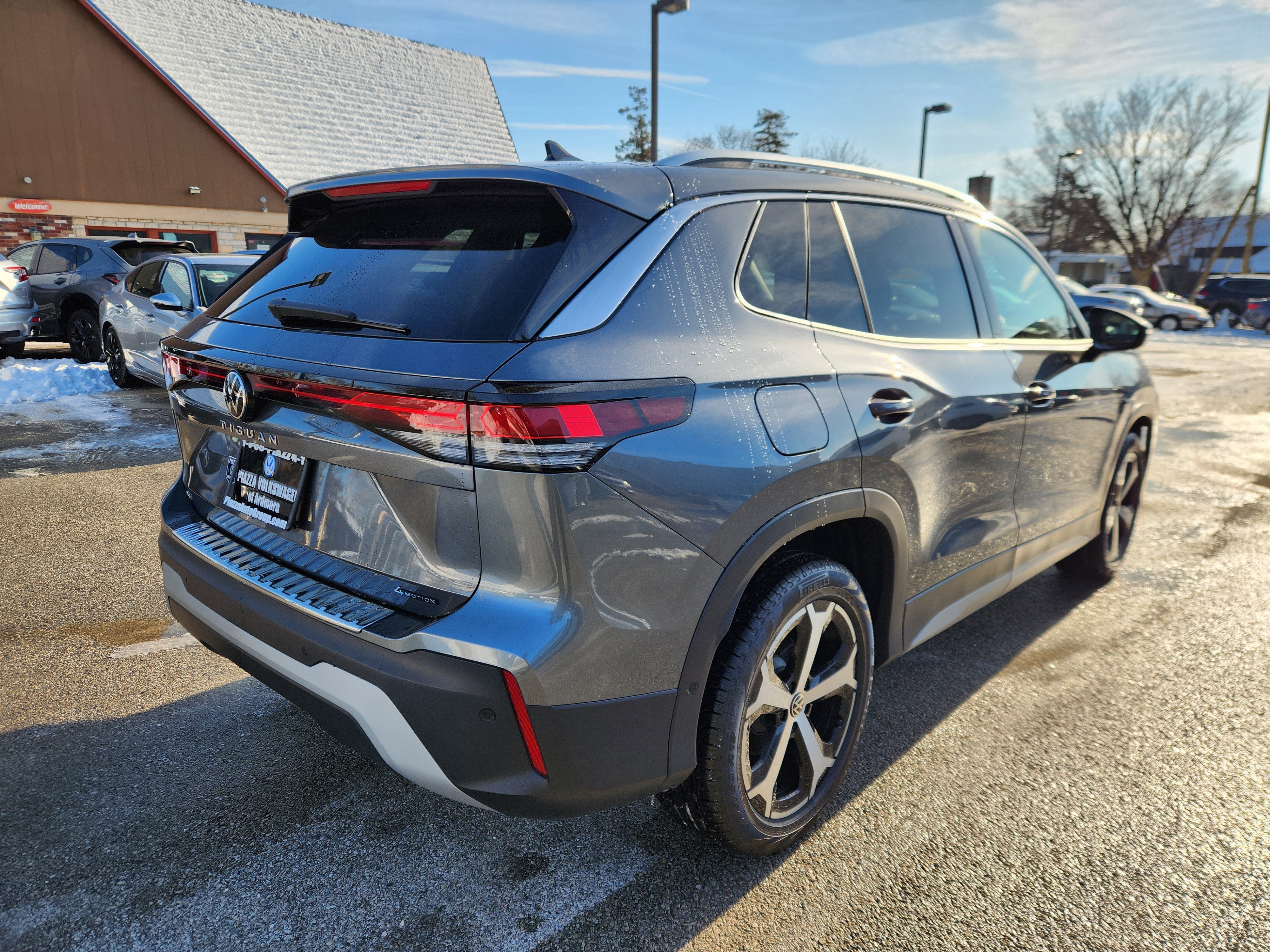 2025 Volkswagen Tiguan SE