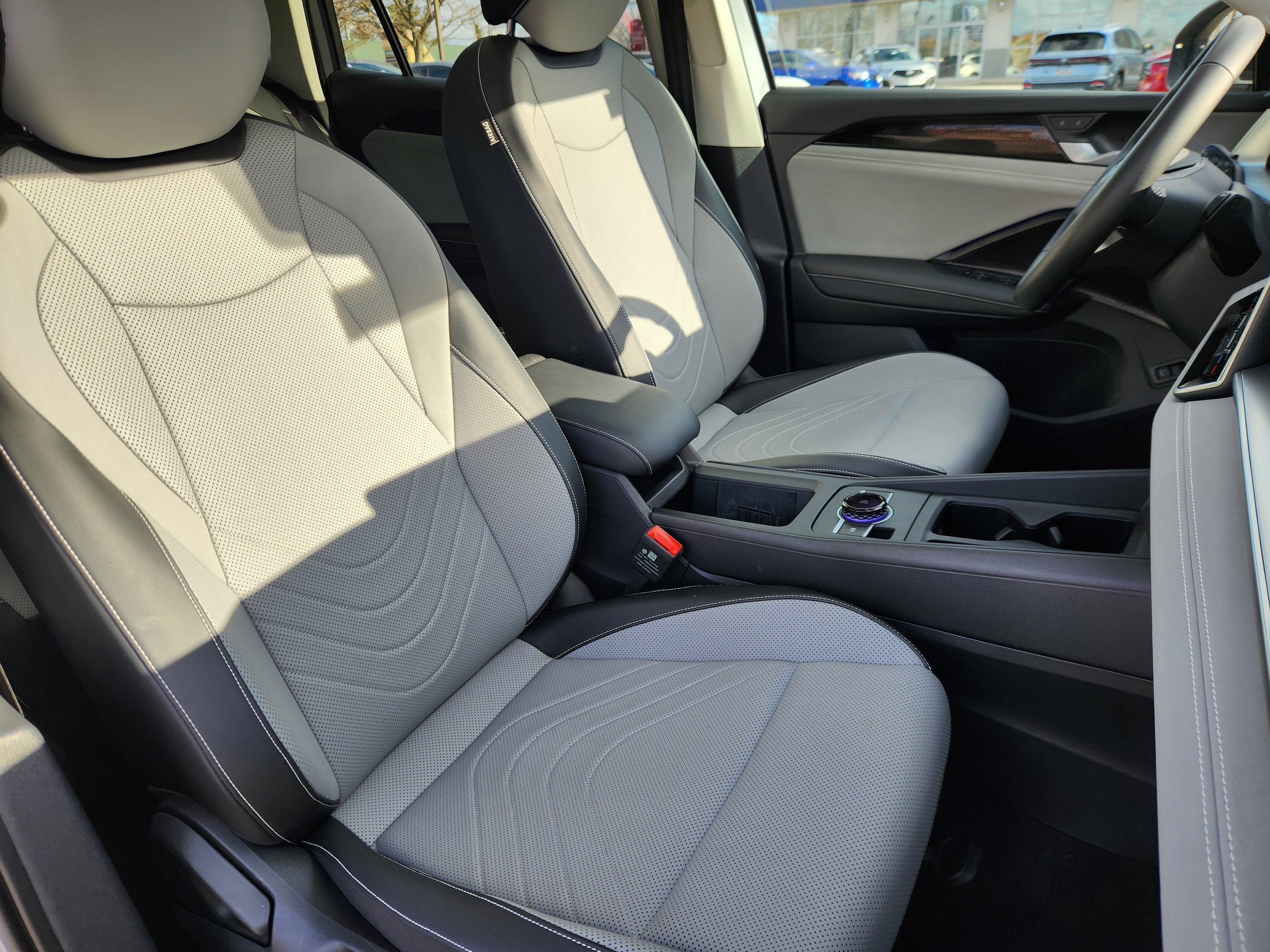 2025 Volkswagen Tiguan SE