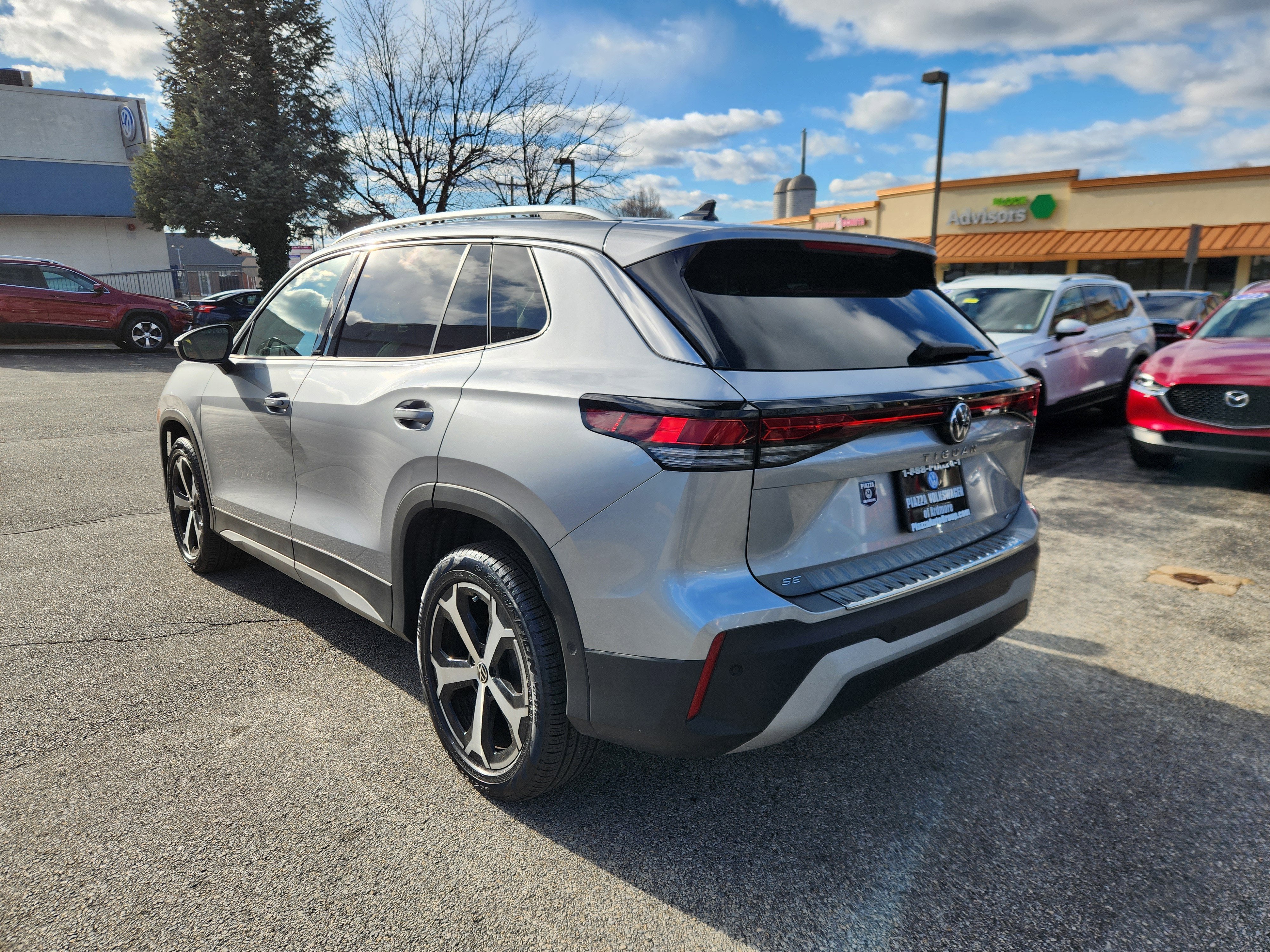 2025 Volkswagen Tiguan SE