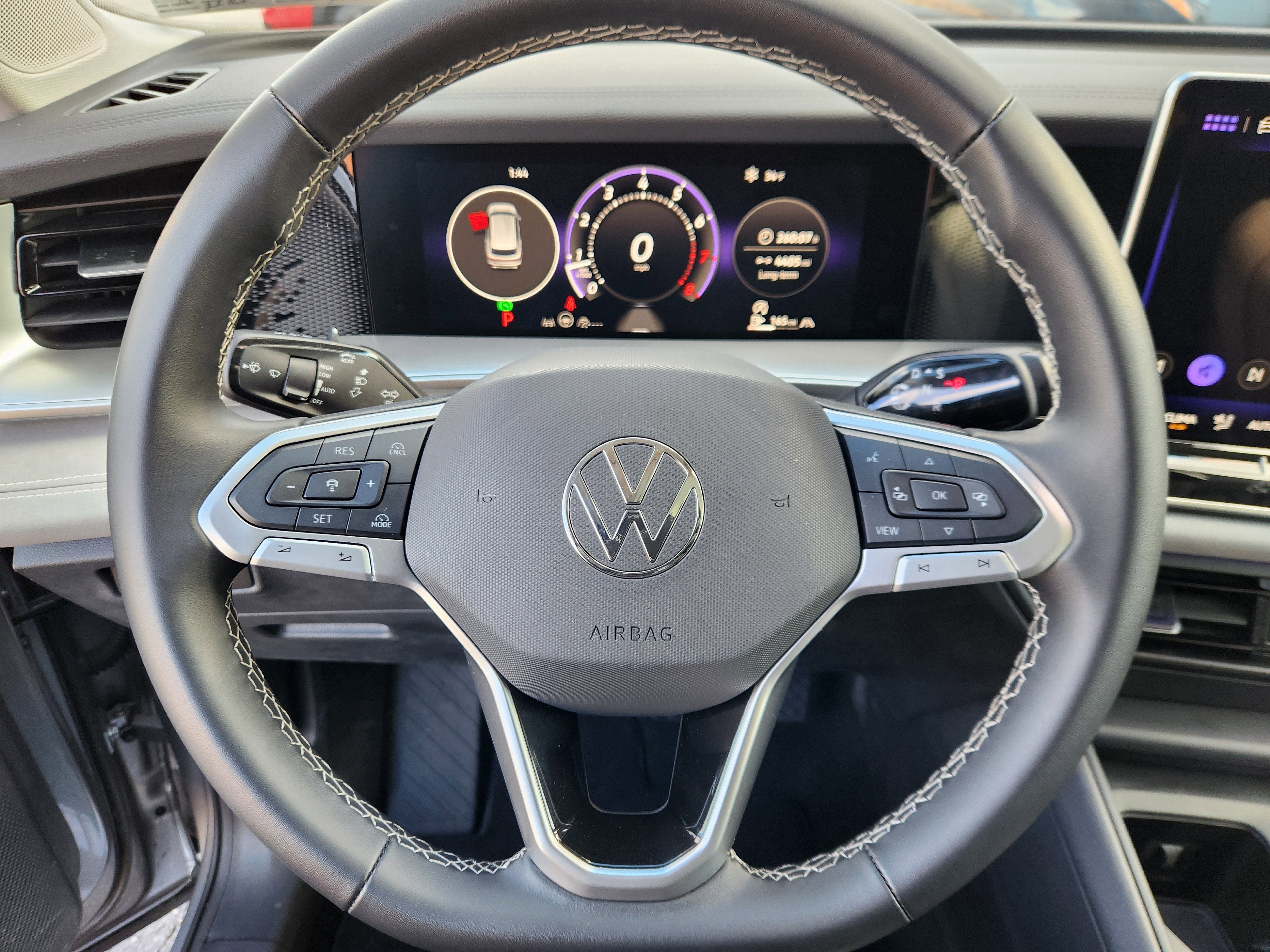 2025 Volkswagen Tiguan SE