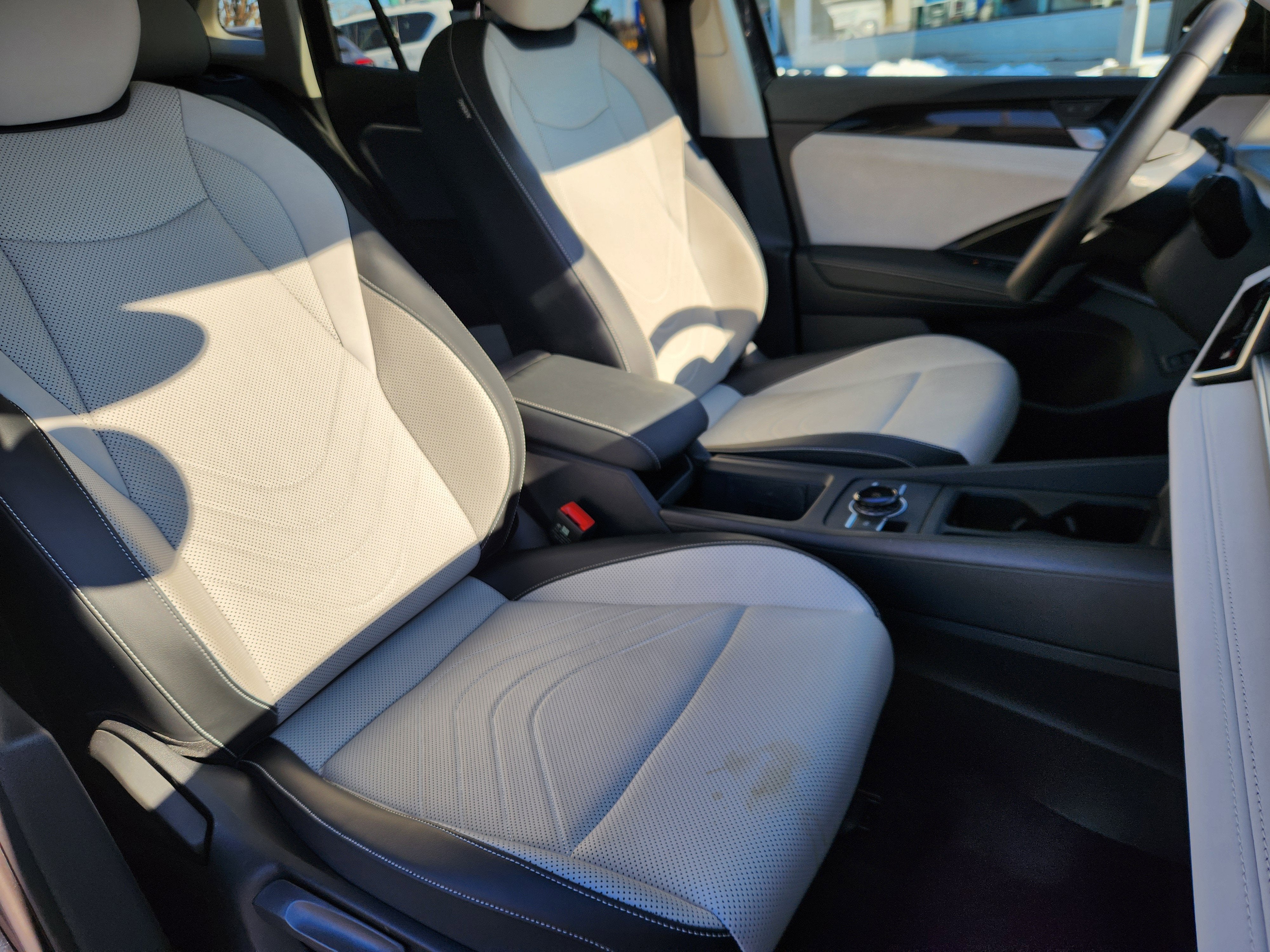 2025 Volkswagen Tiguan SE