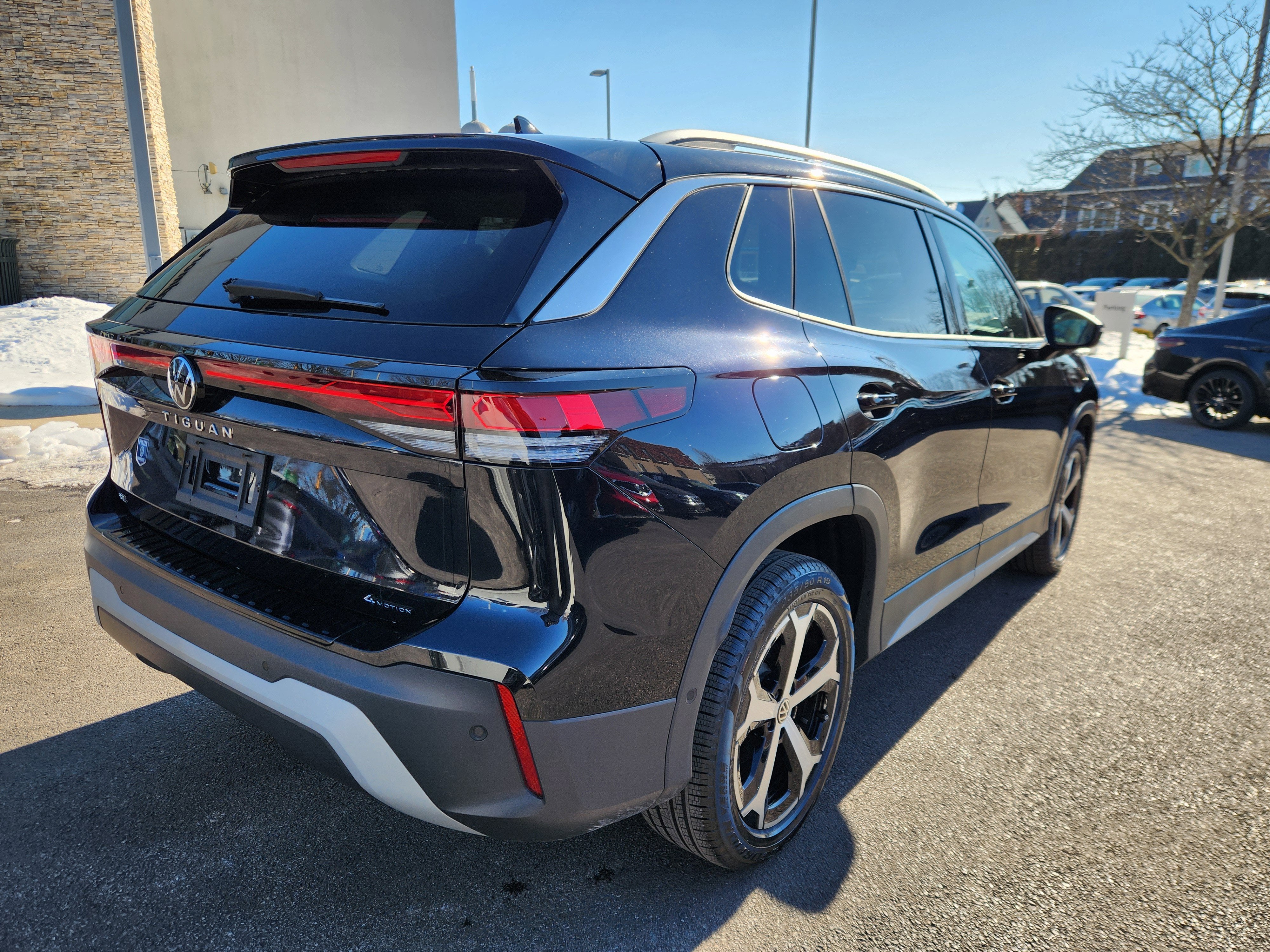 2025 Volkswagen Tiguan SE