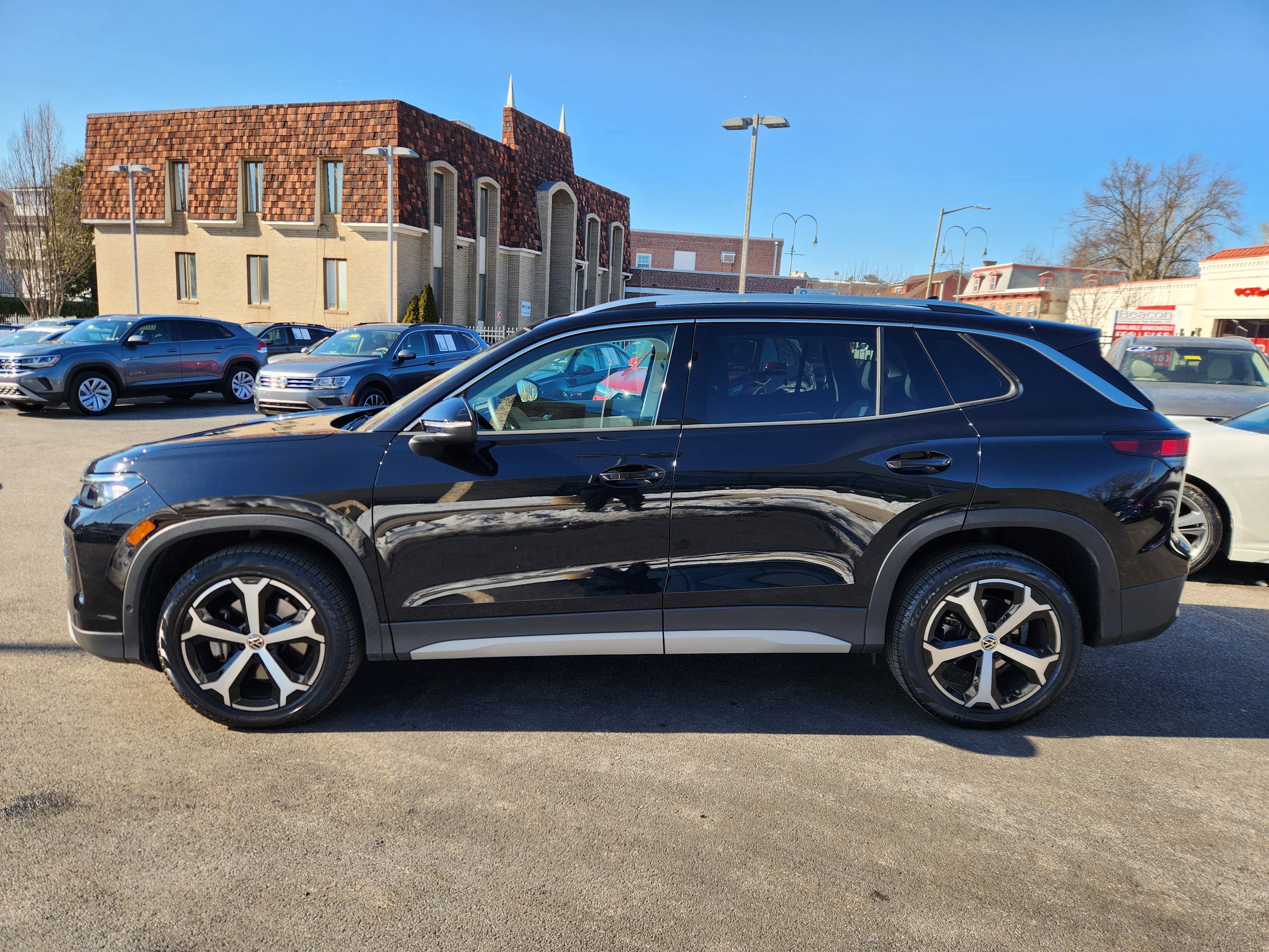 2025 Volkswagen Tiguan SE