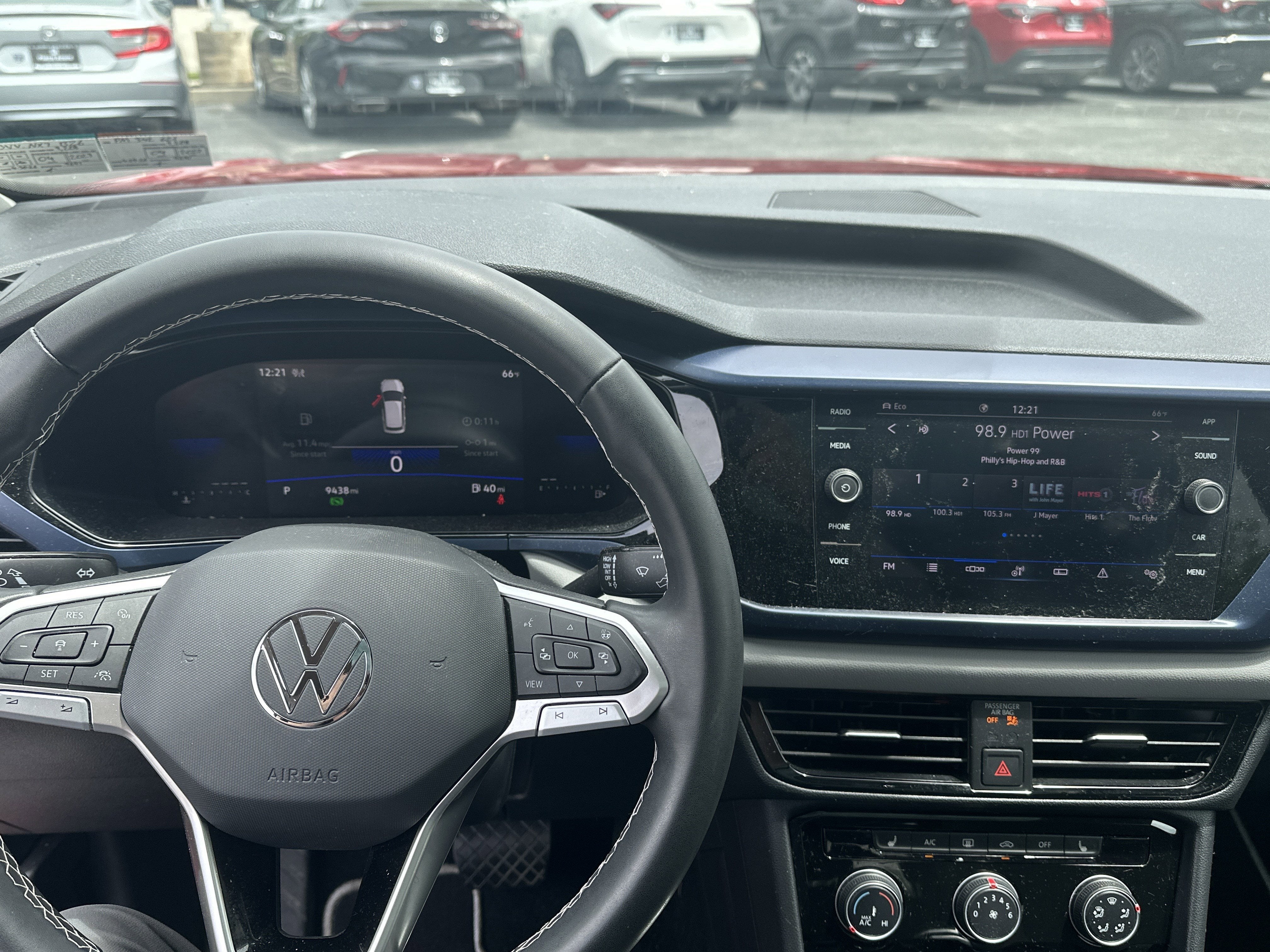 2023 Volkswagen Taos SE