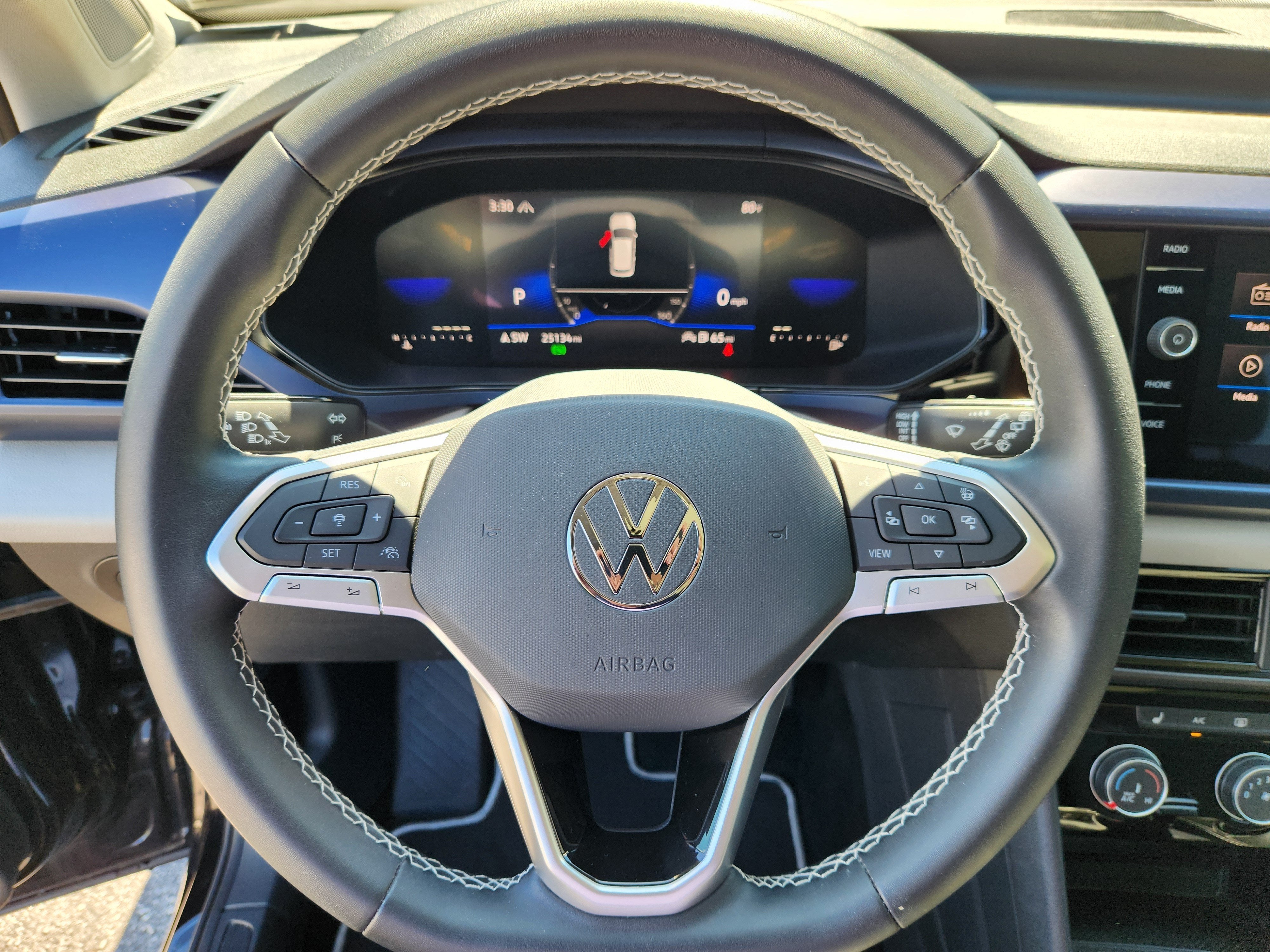 2023 Volkswagen Taos SE