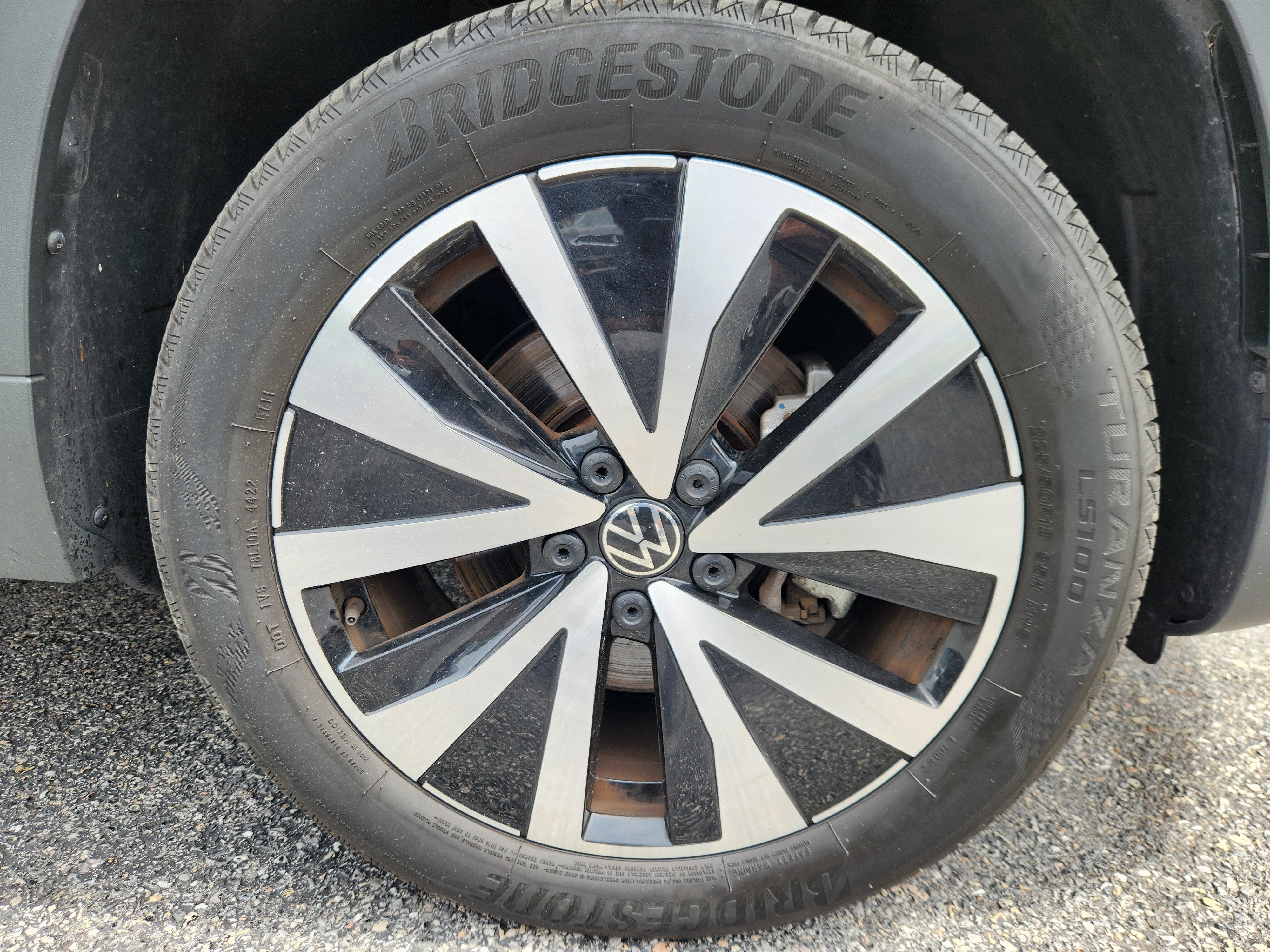 2023 Volkswagen Taos SE