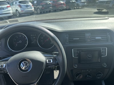 2016 Volkswagen Jetta Base