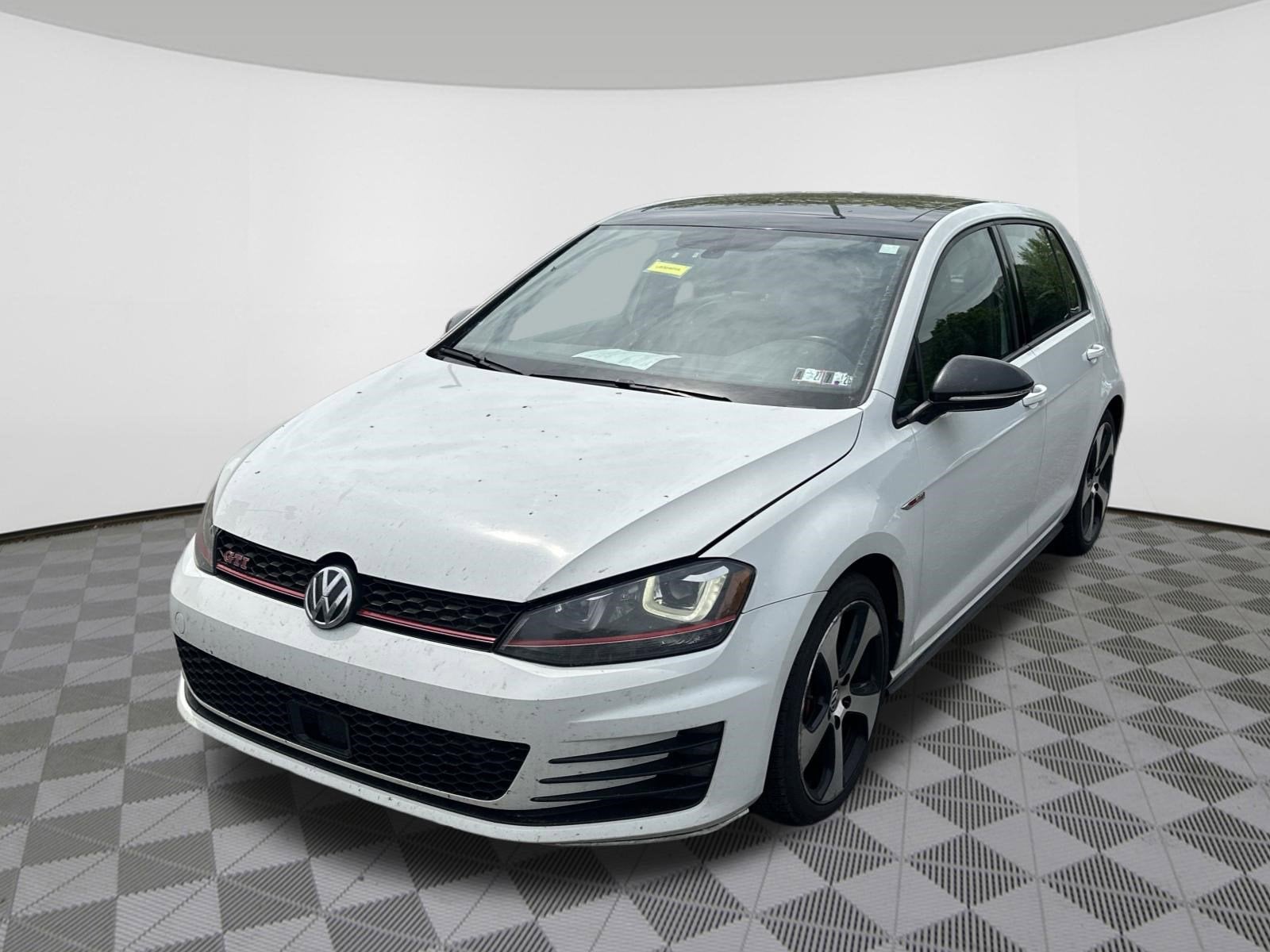 2017 Volkswagen Golf GTI Base