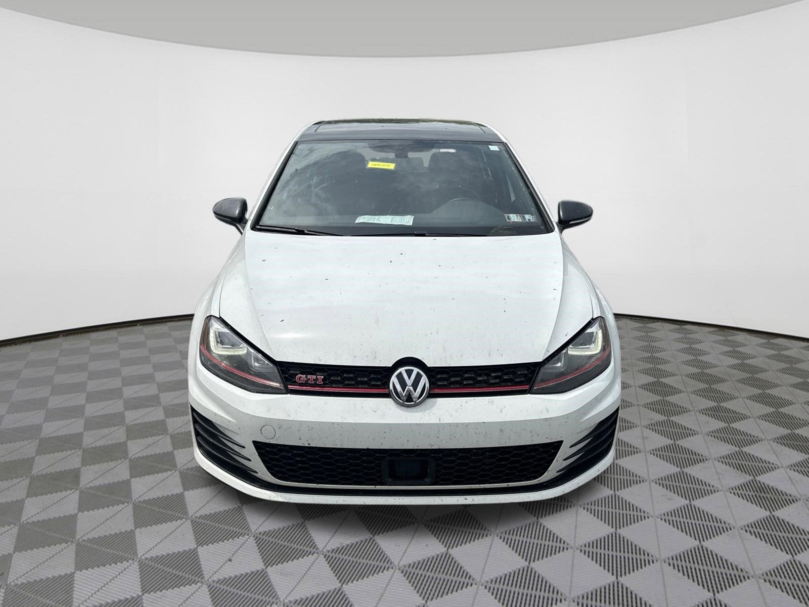 2017 Volkswagen Golf GTI Base