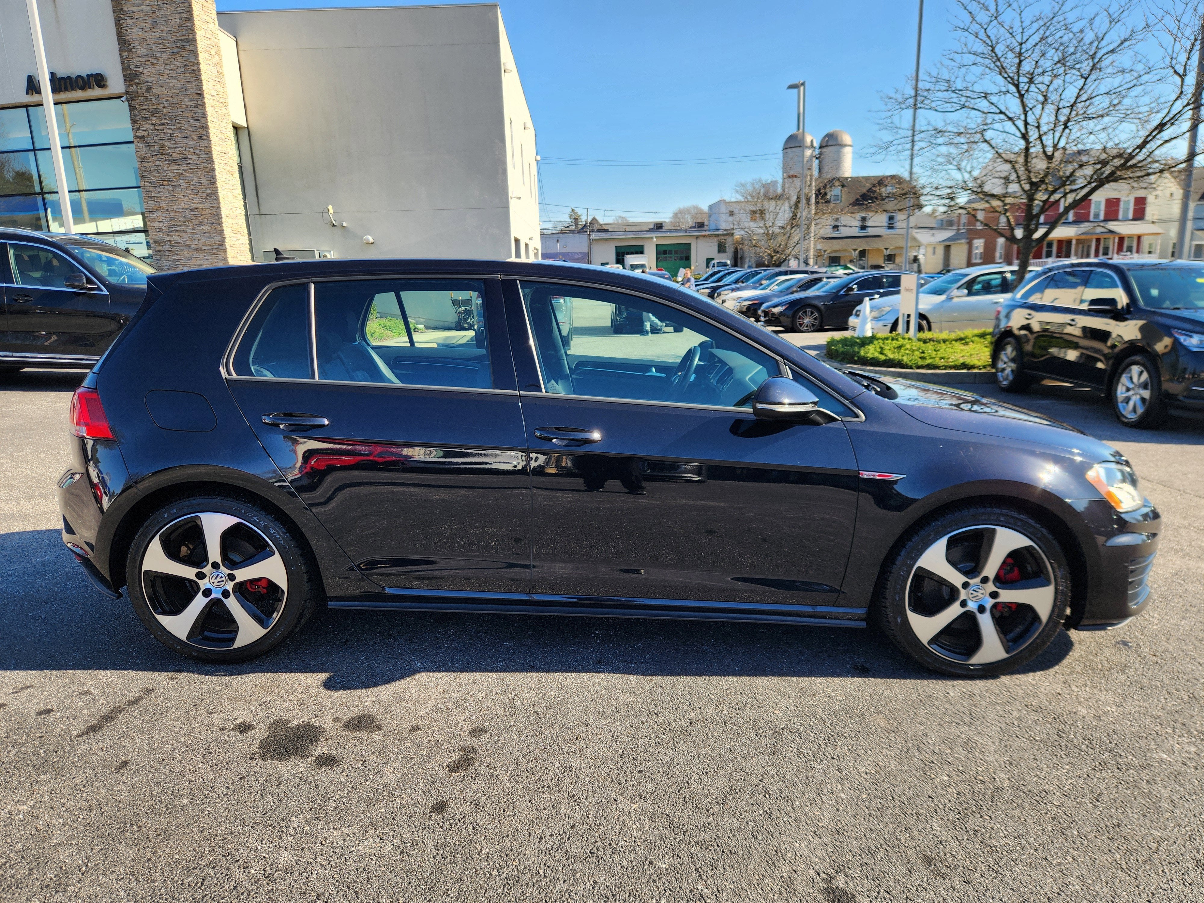 2017 Volkswagen Golf GTI S