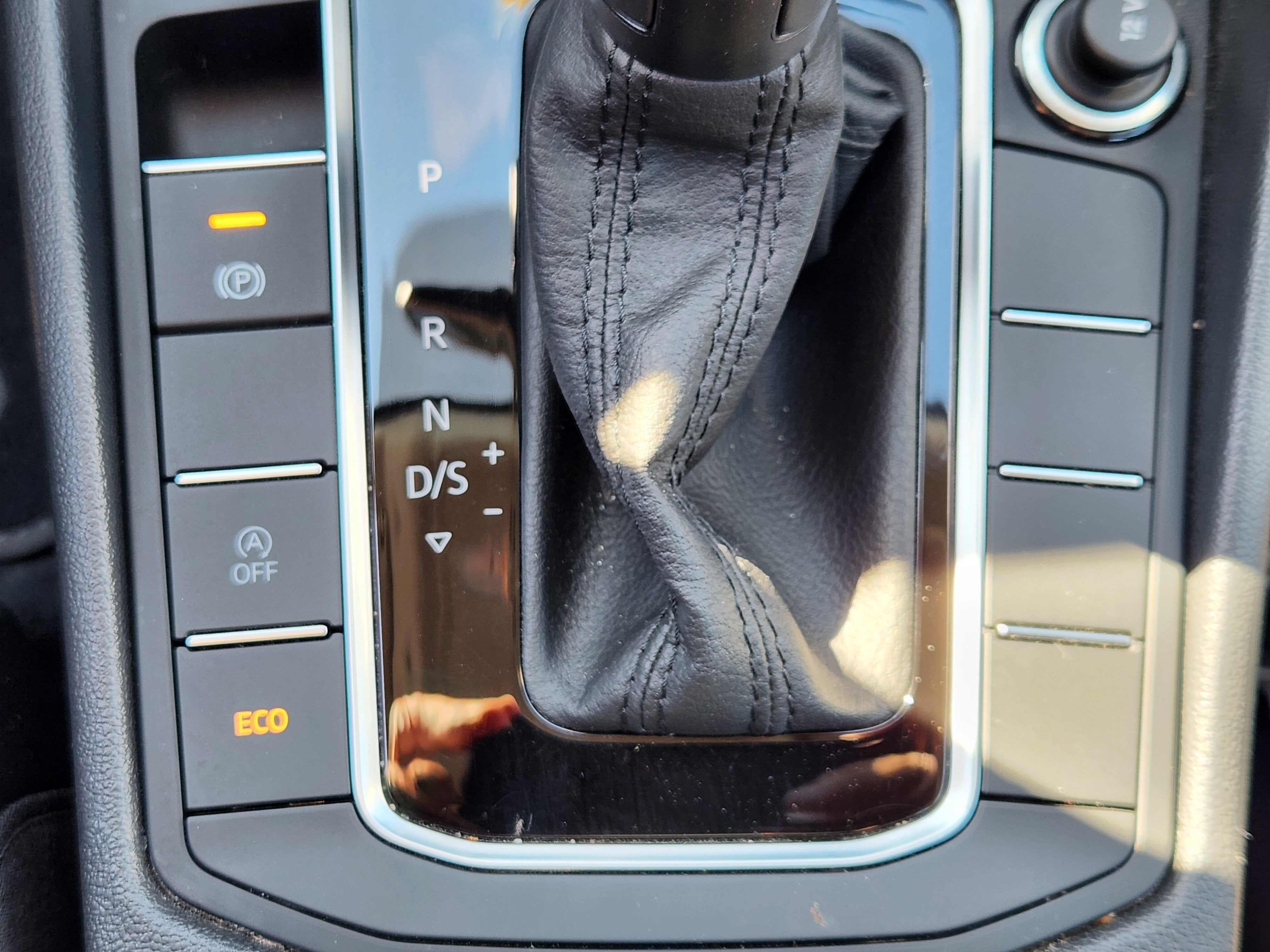 2020 Volkswagen Jetta SE