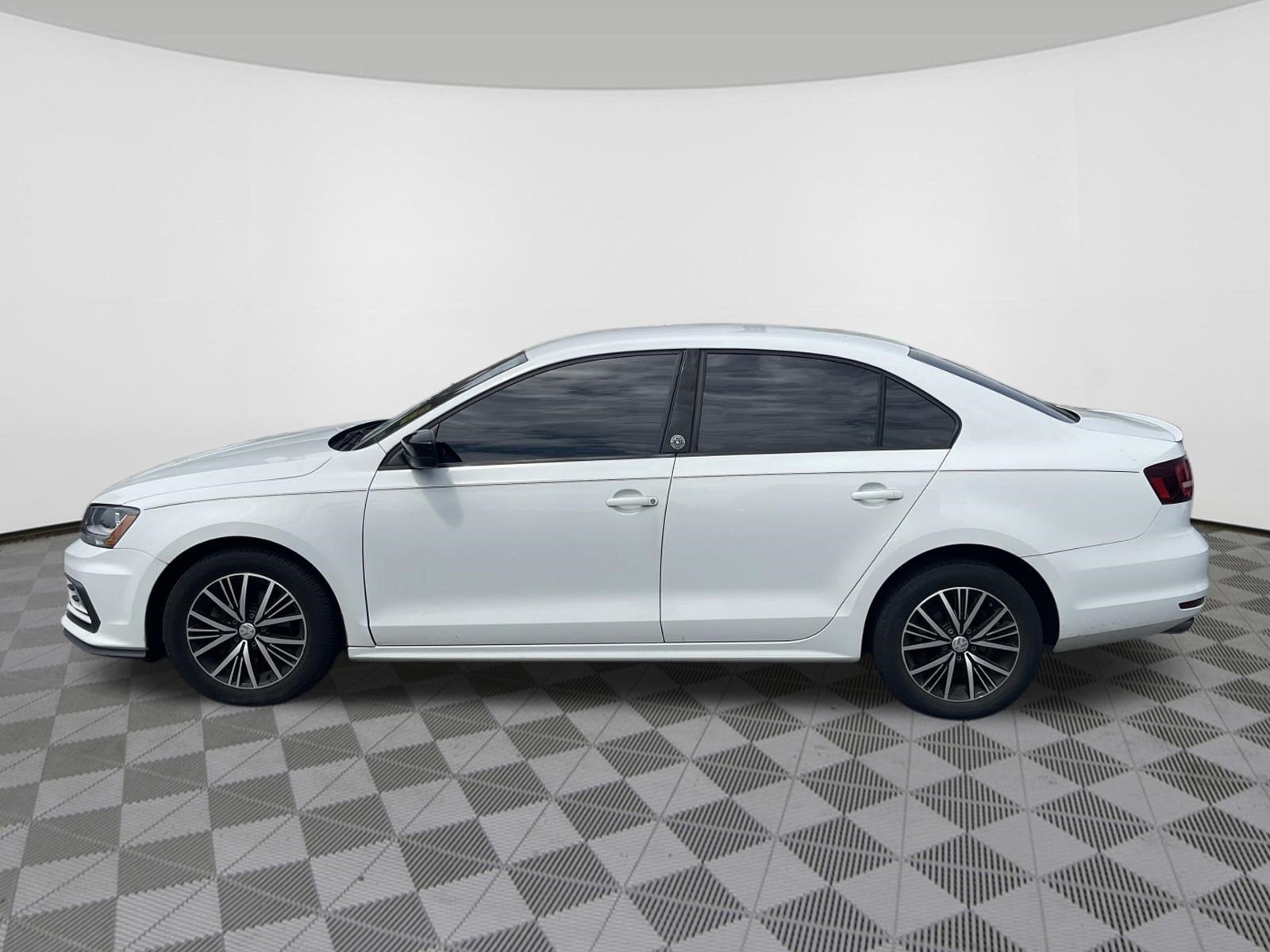 2018 Volkswagen Jetta Base