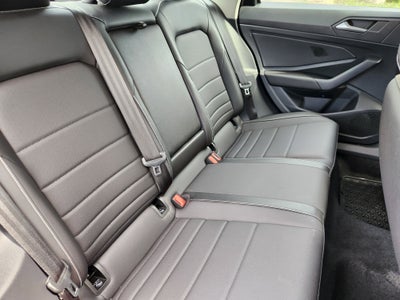 2023 Volkswagen Jetta SE