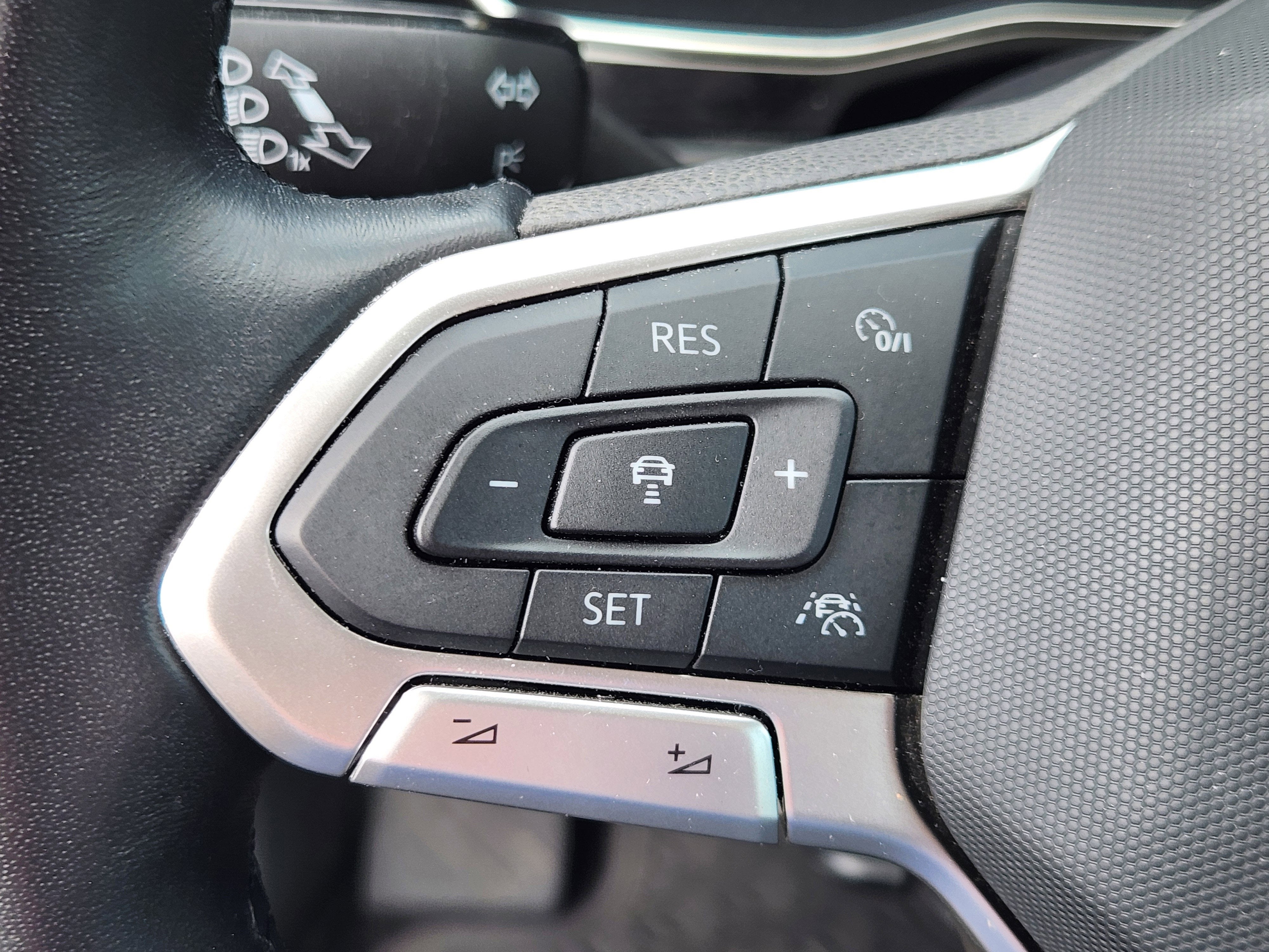 2023 Volkswagen Jetta SE