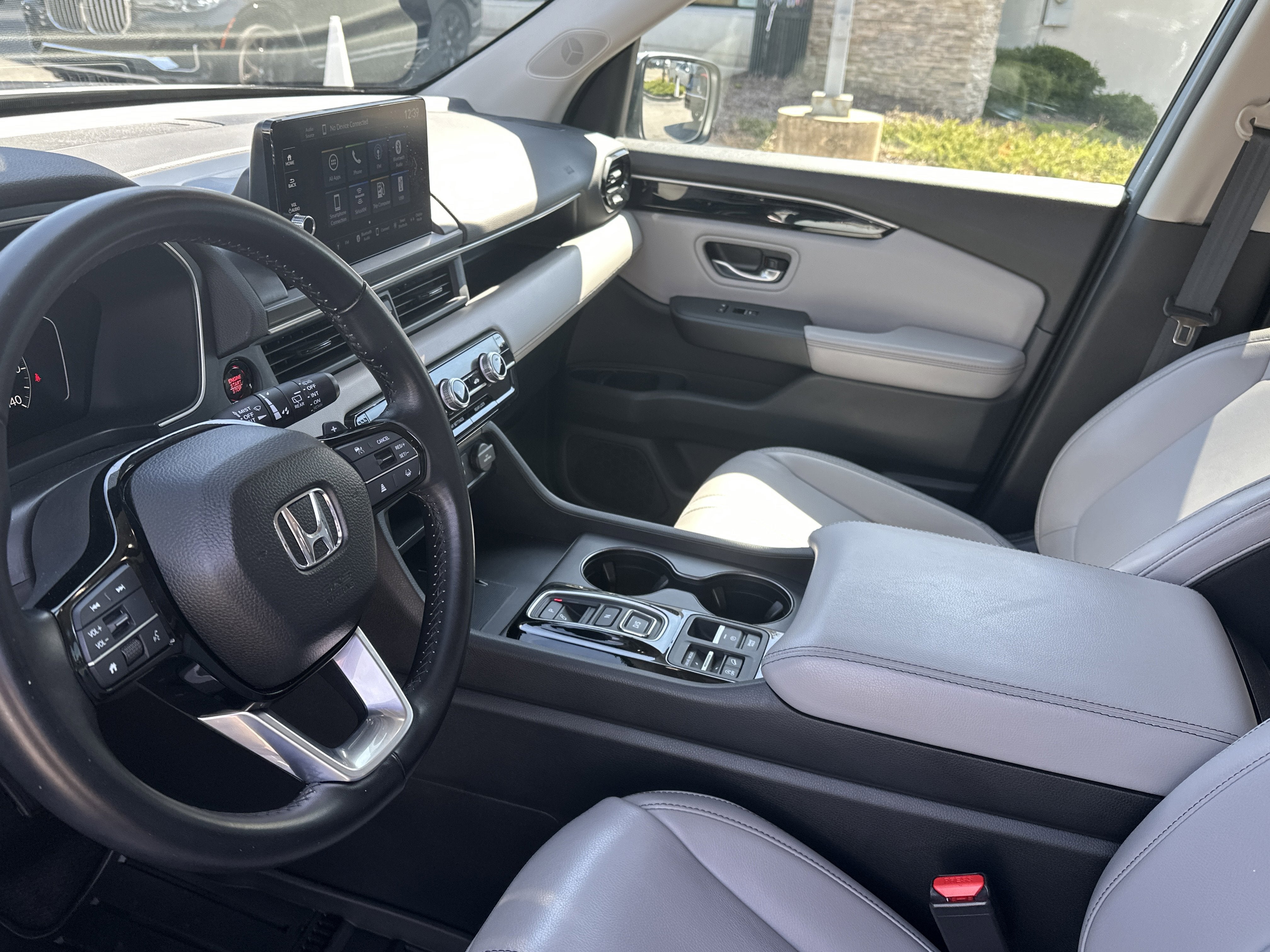 2023 Honda Pilot EX-L 8 Passenger