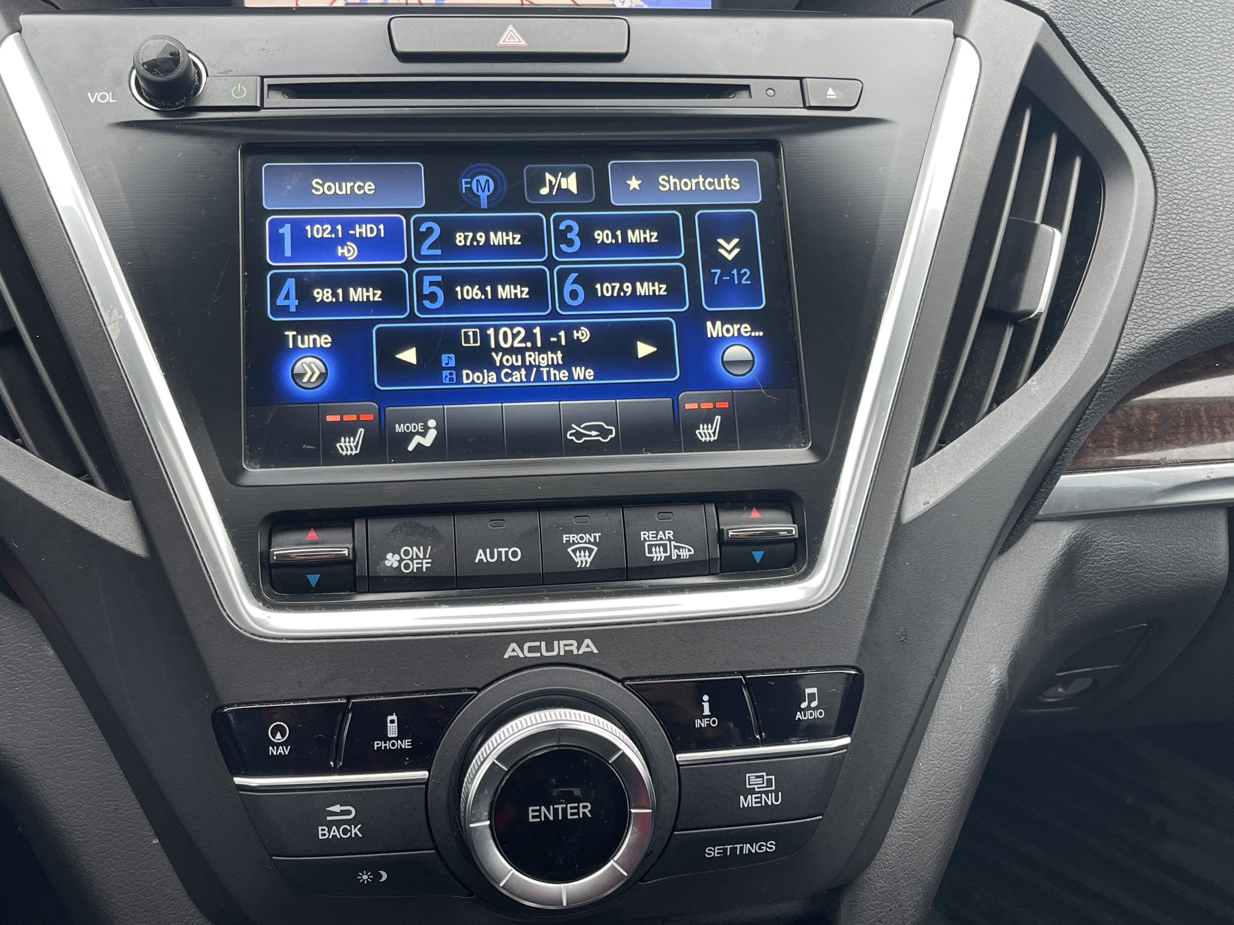 2017 Acura MDX w/Technology Pkg