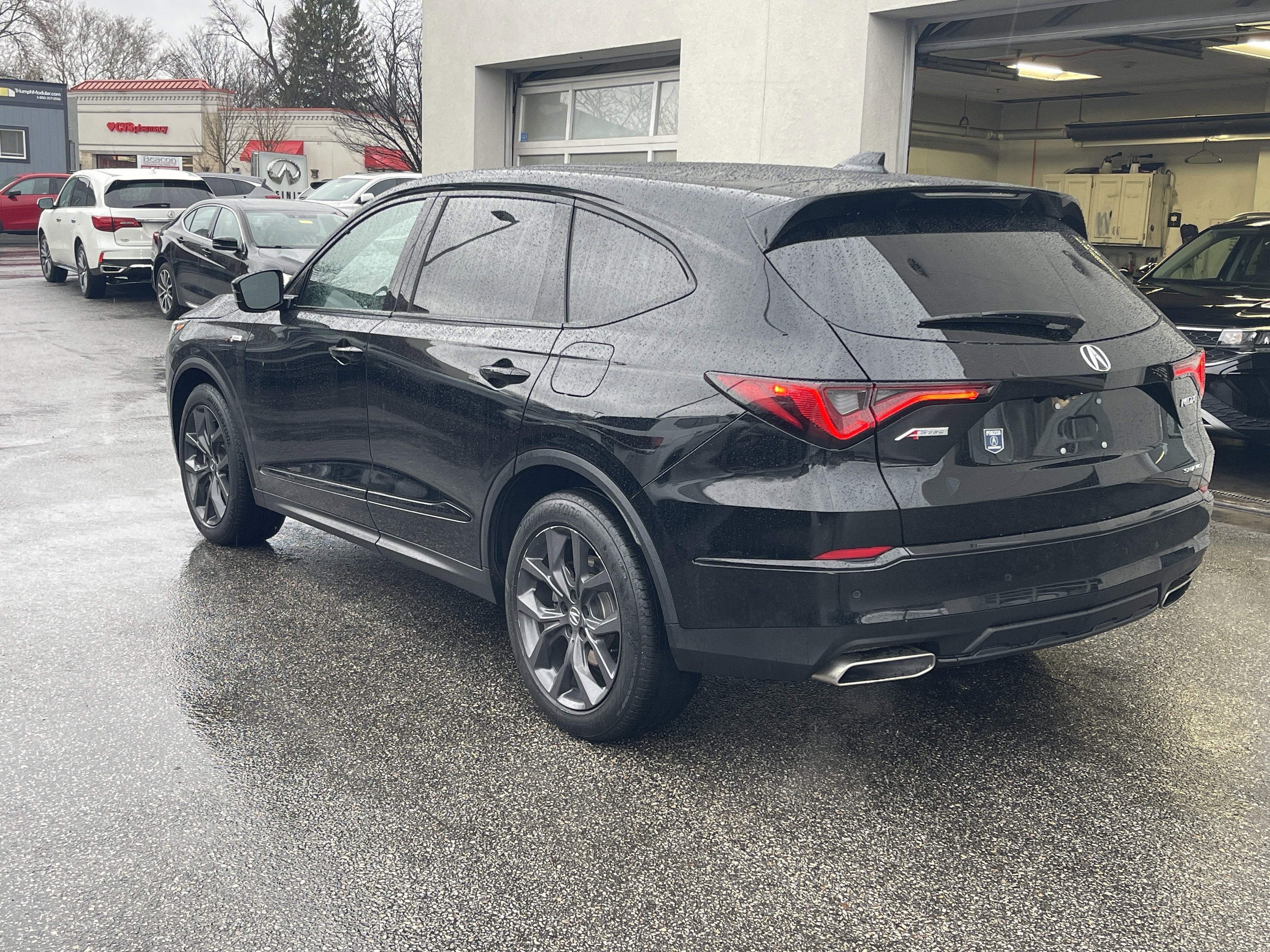 2023 Acura MDX w/A-Spec Package