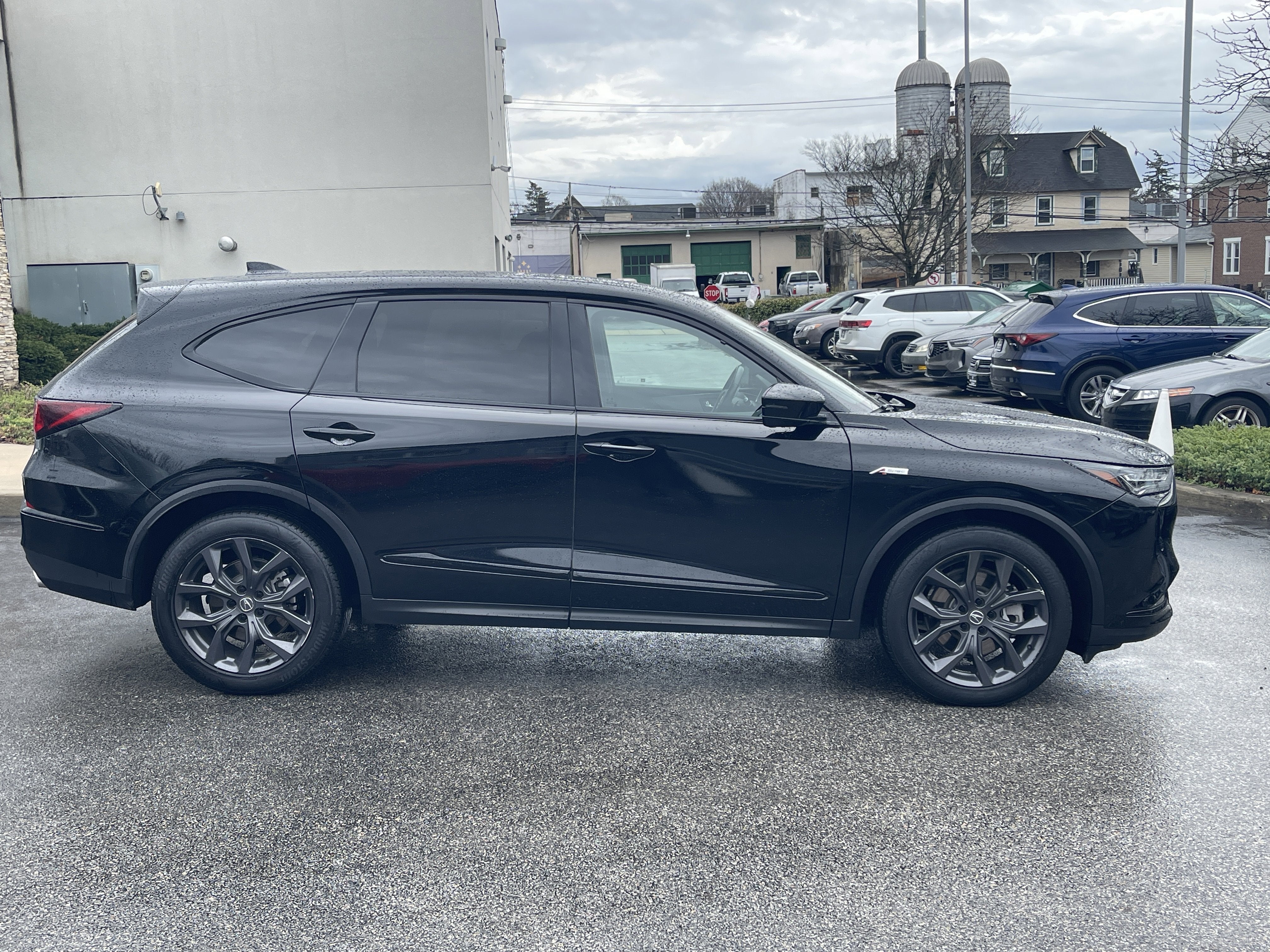 2023 Acura MDX w/A-Spec Package