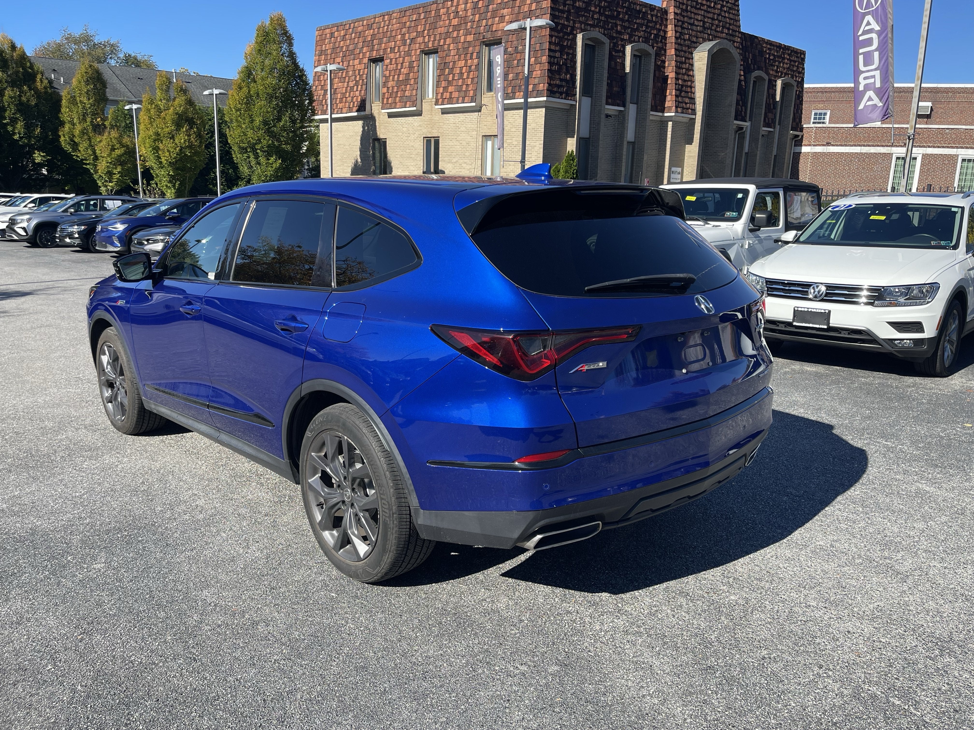 2023 Acura MDX w/A-Spec Package