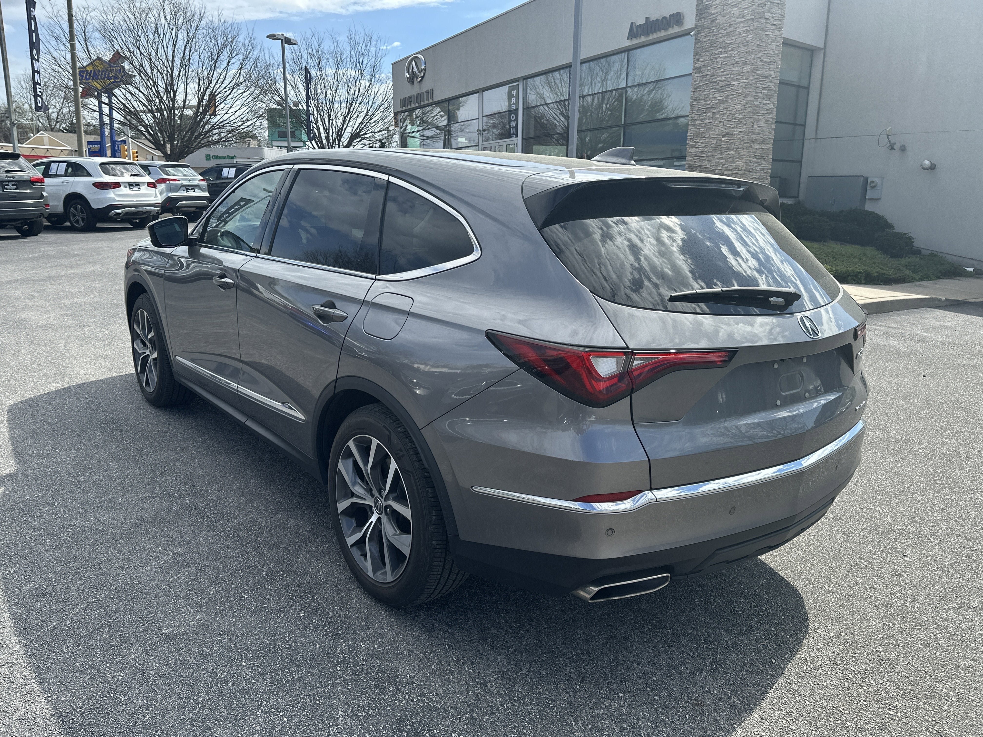 2023 Acura MDX w/Technology Package
