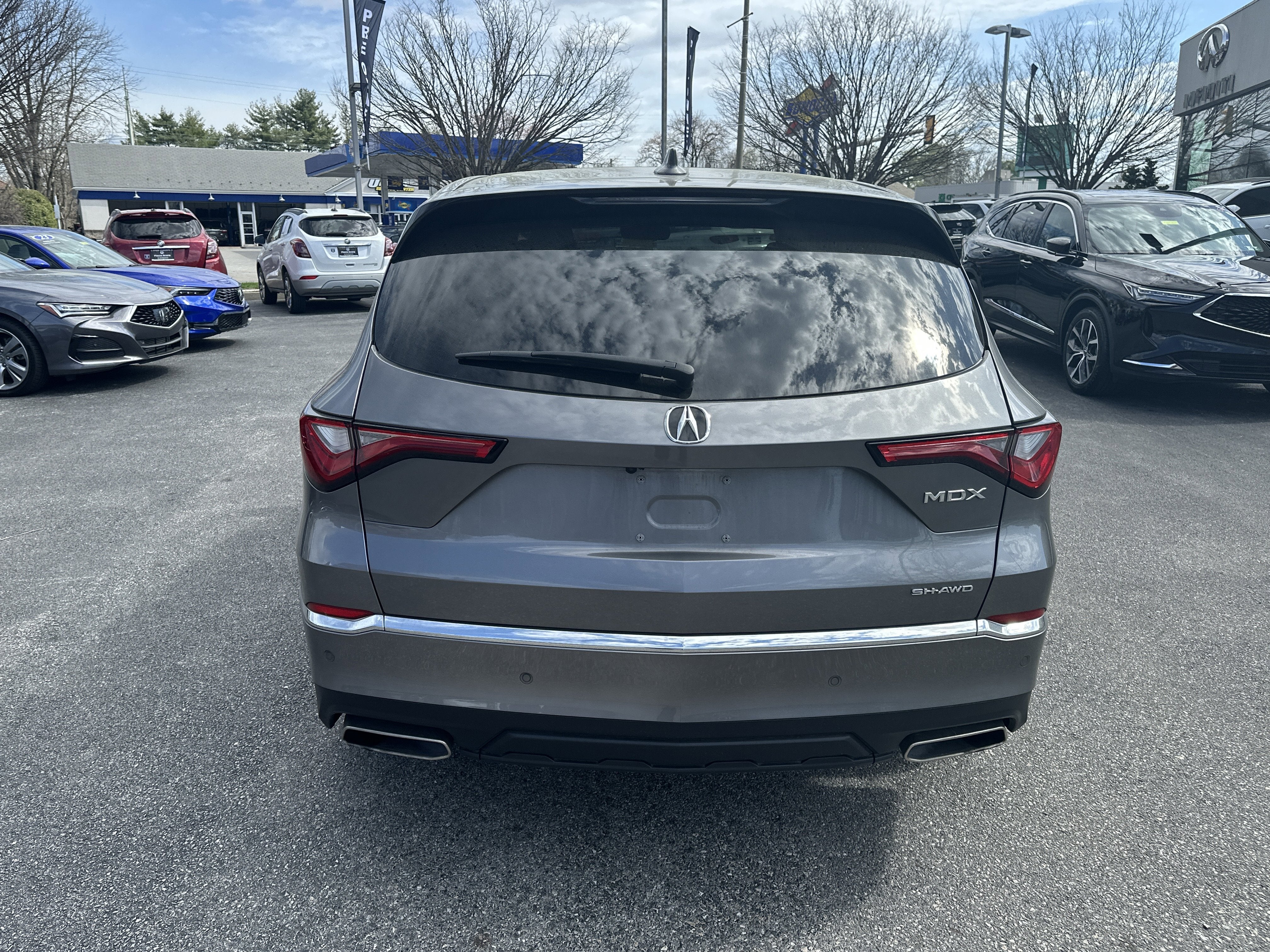 2023 Acura MDX w/Technology Package