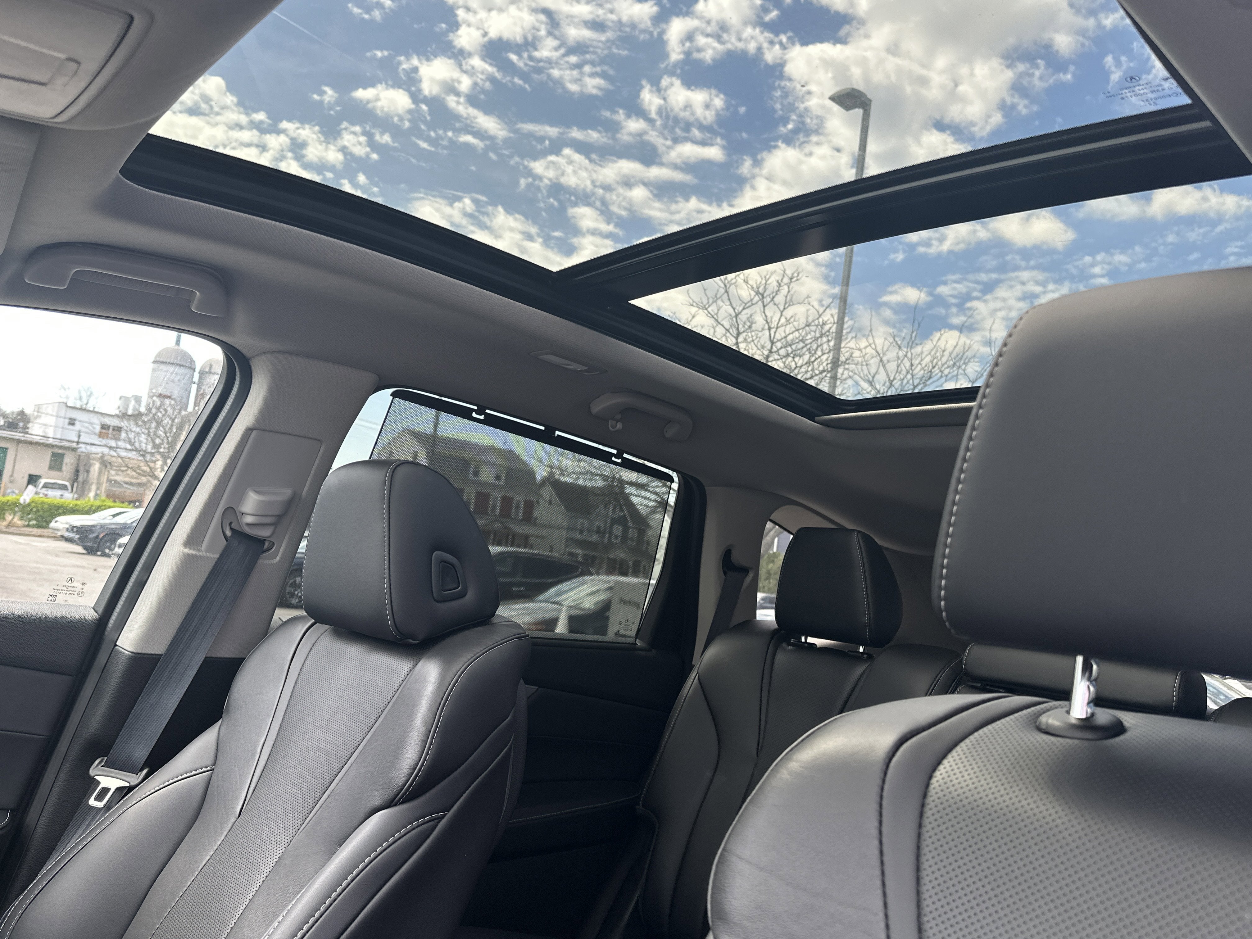 2023 Acura MDX w/Technology Package