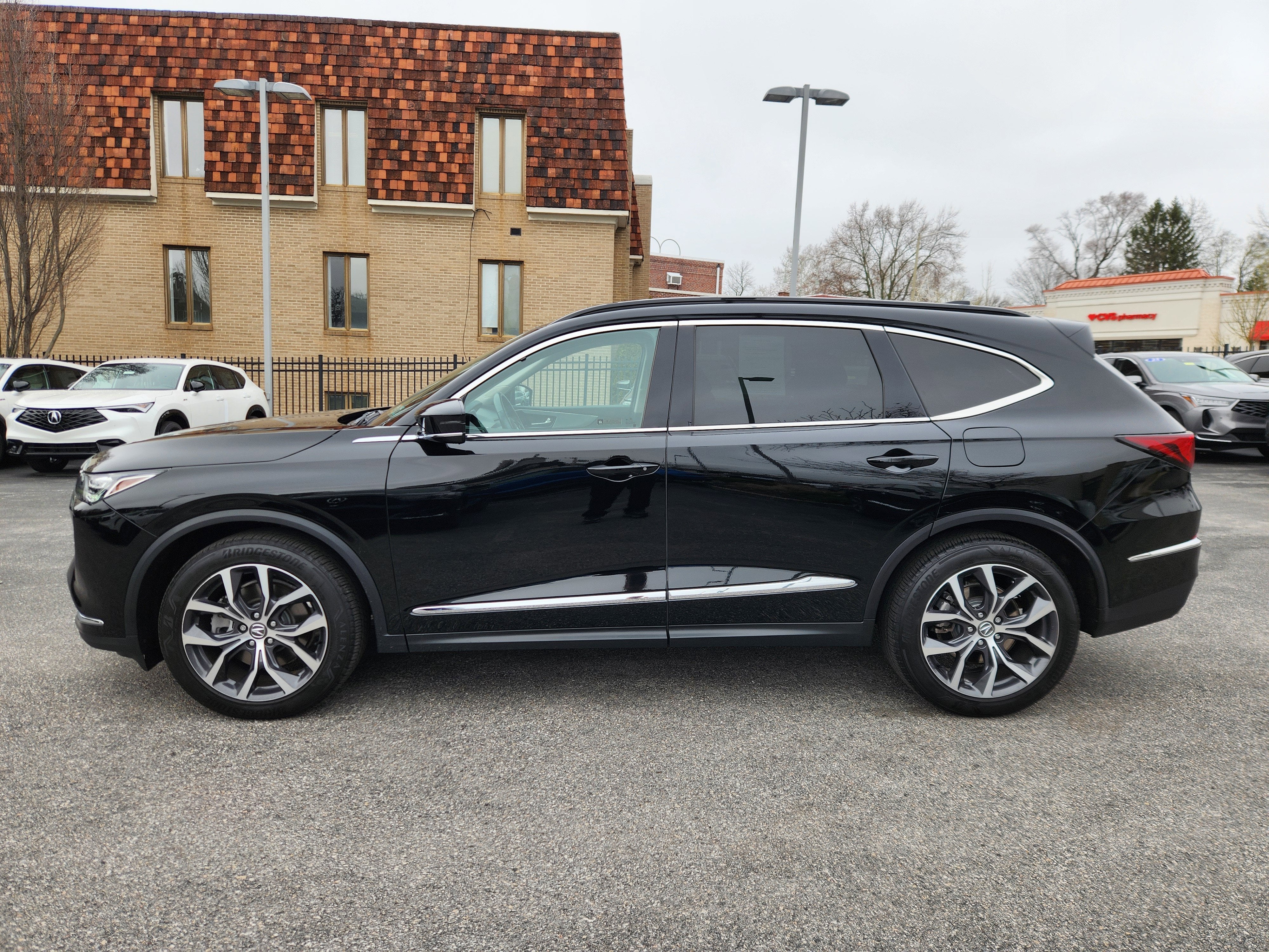 2023 Acura MDX w/Technology Package