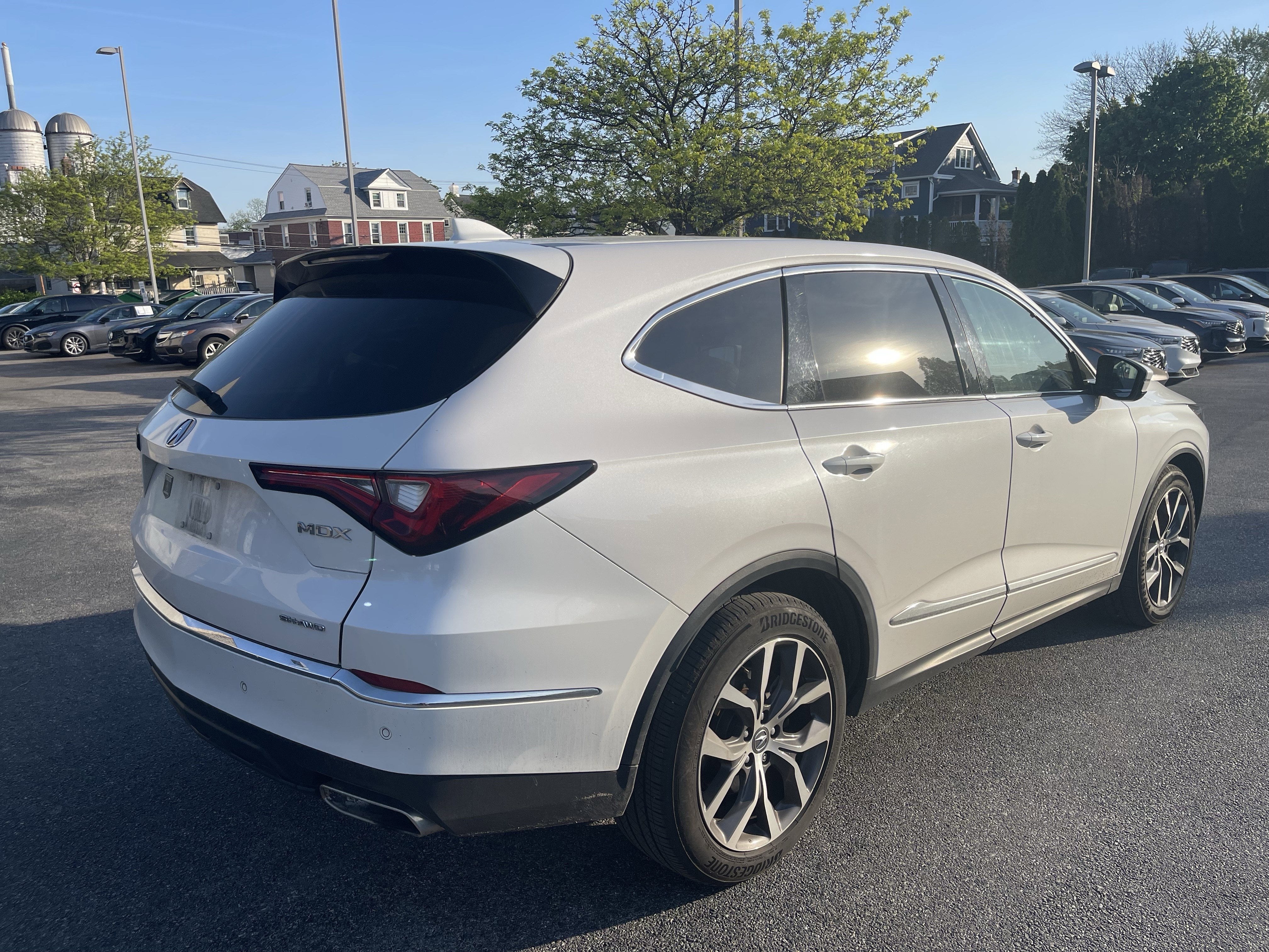 2023 Acura MDX w/Technology Package