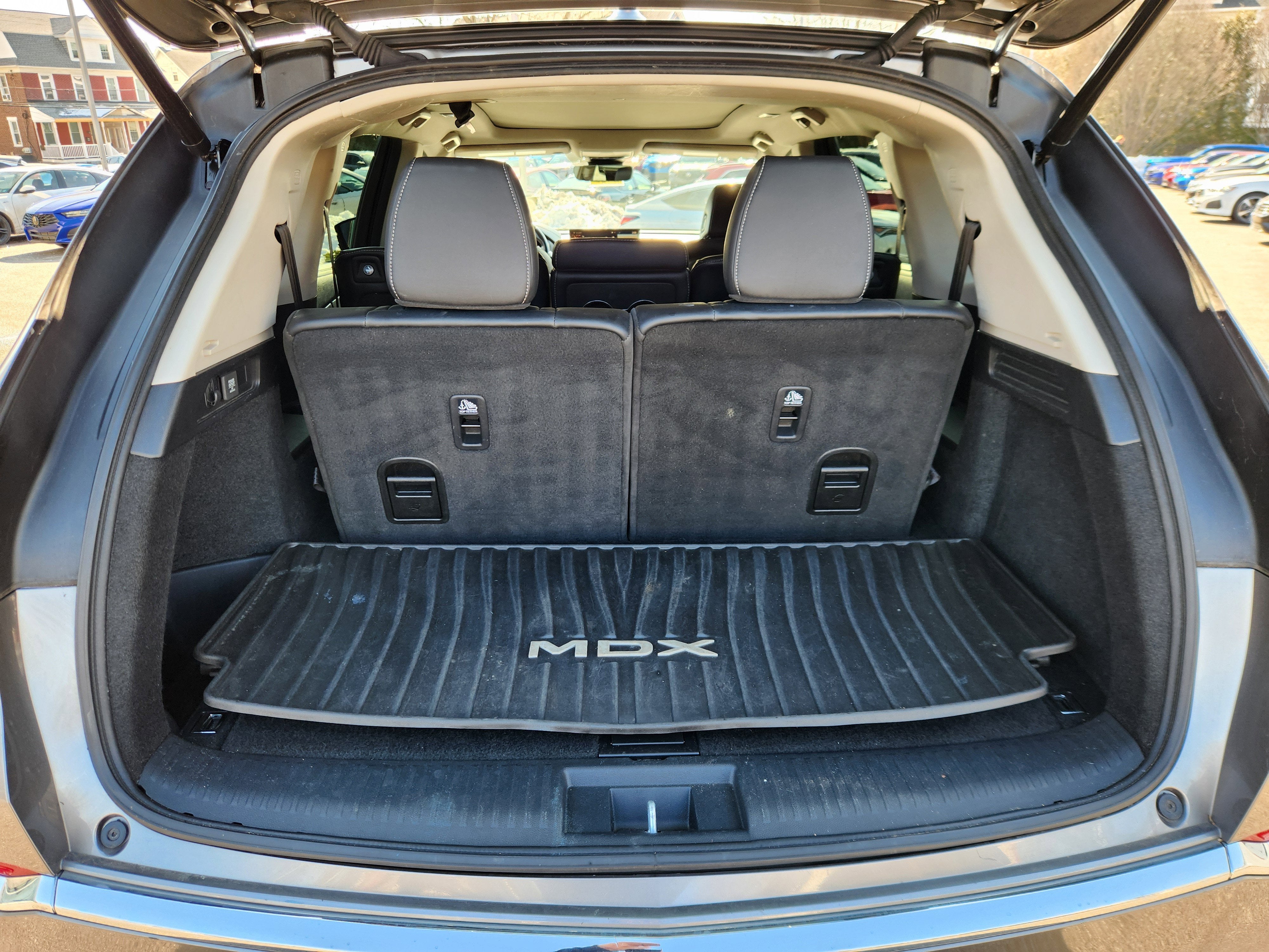 2023 Acura MDX w/Technology Package