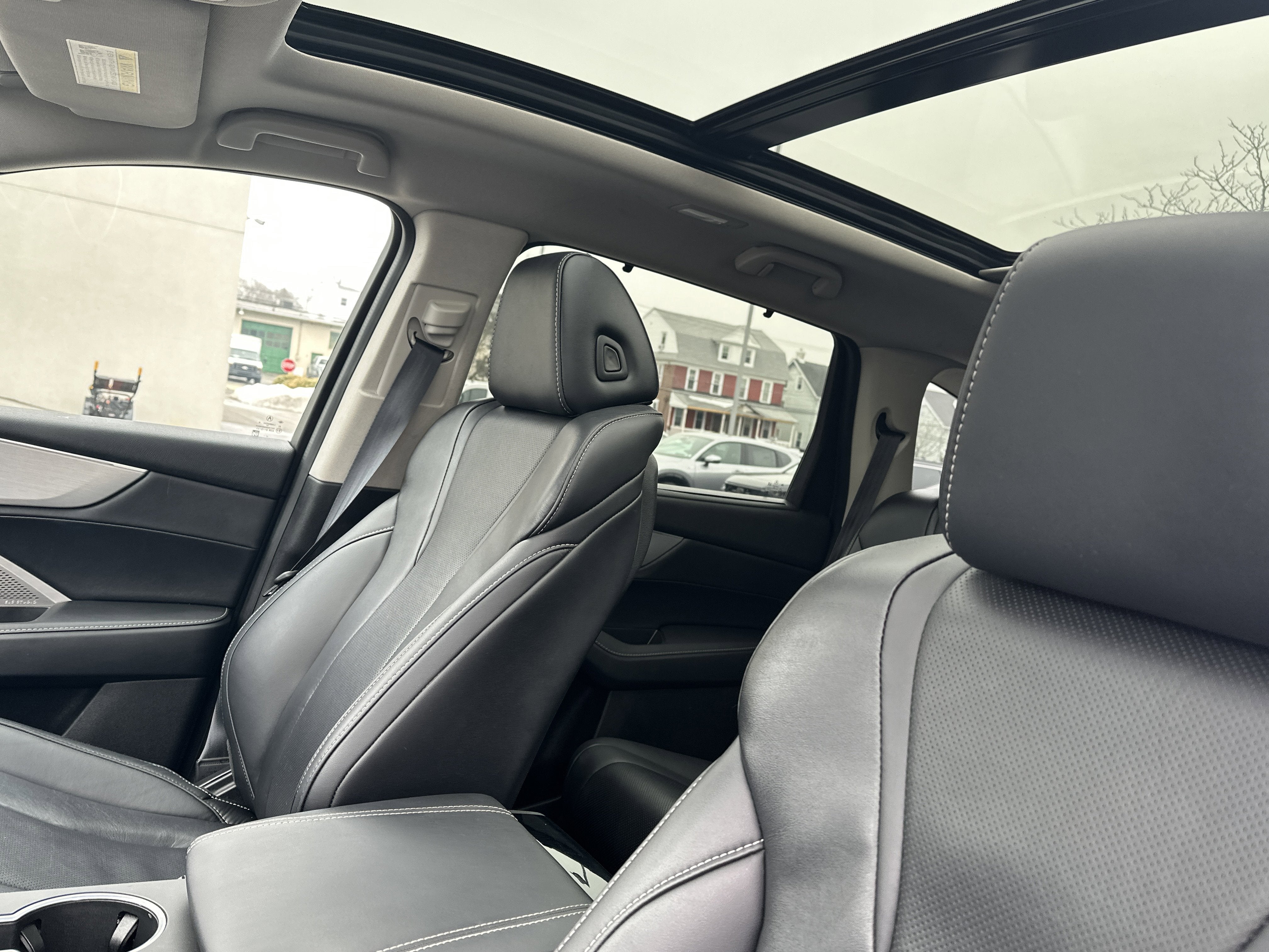 2023 Acura MDX w/Technology Package