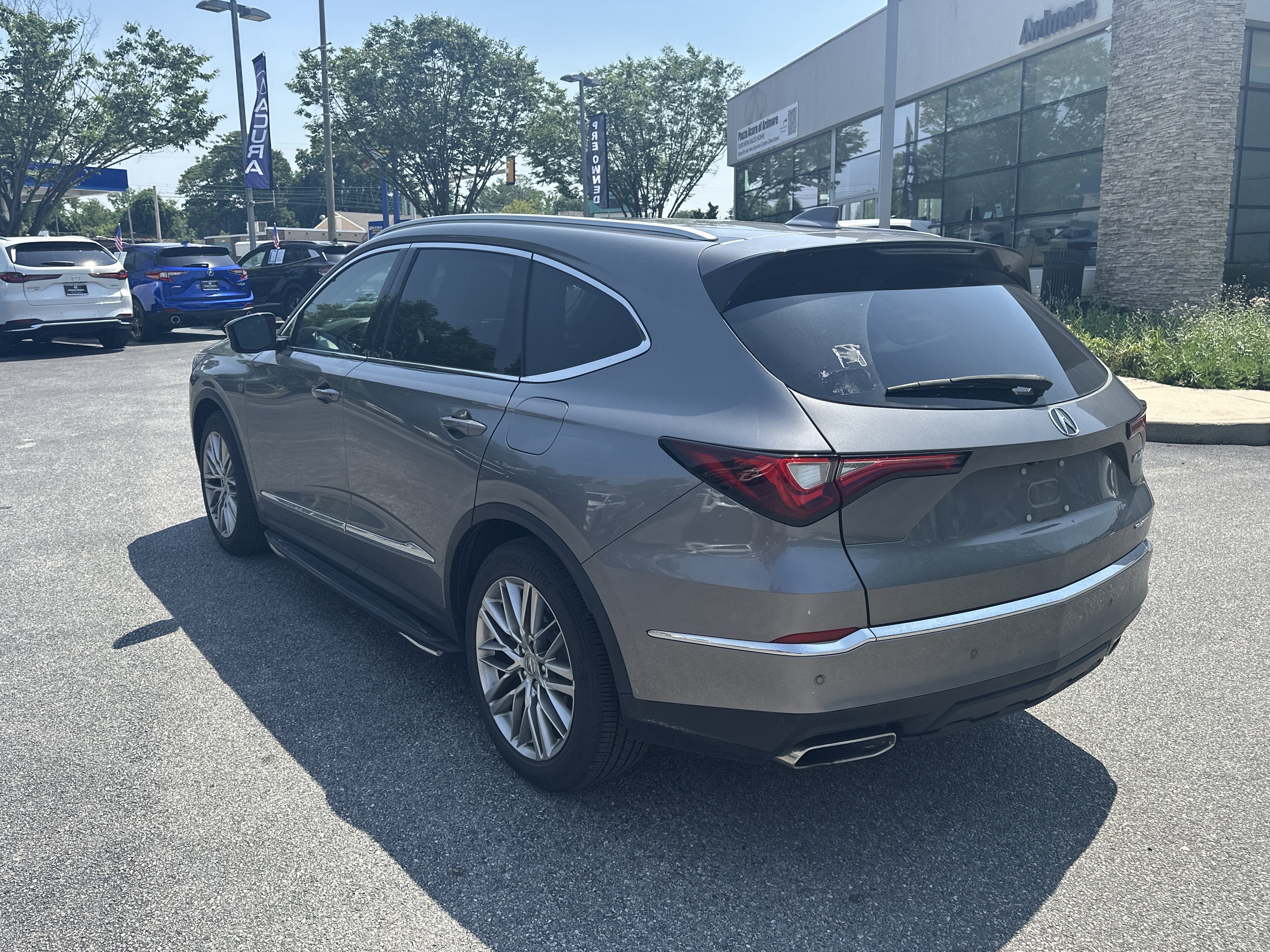 2023 Acura MDX w/Advance Package