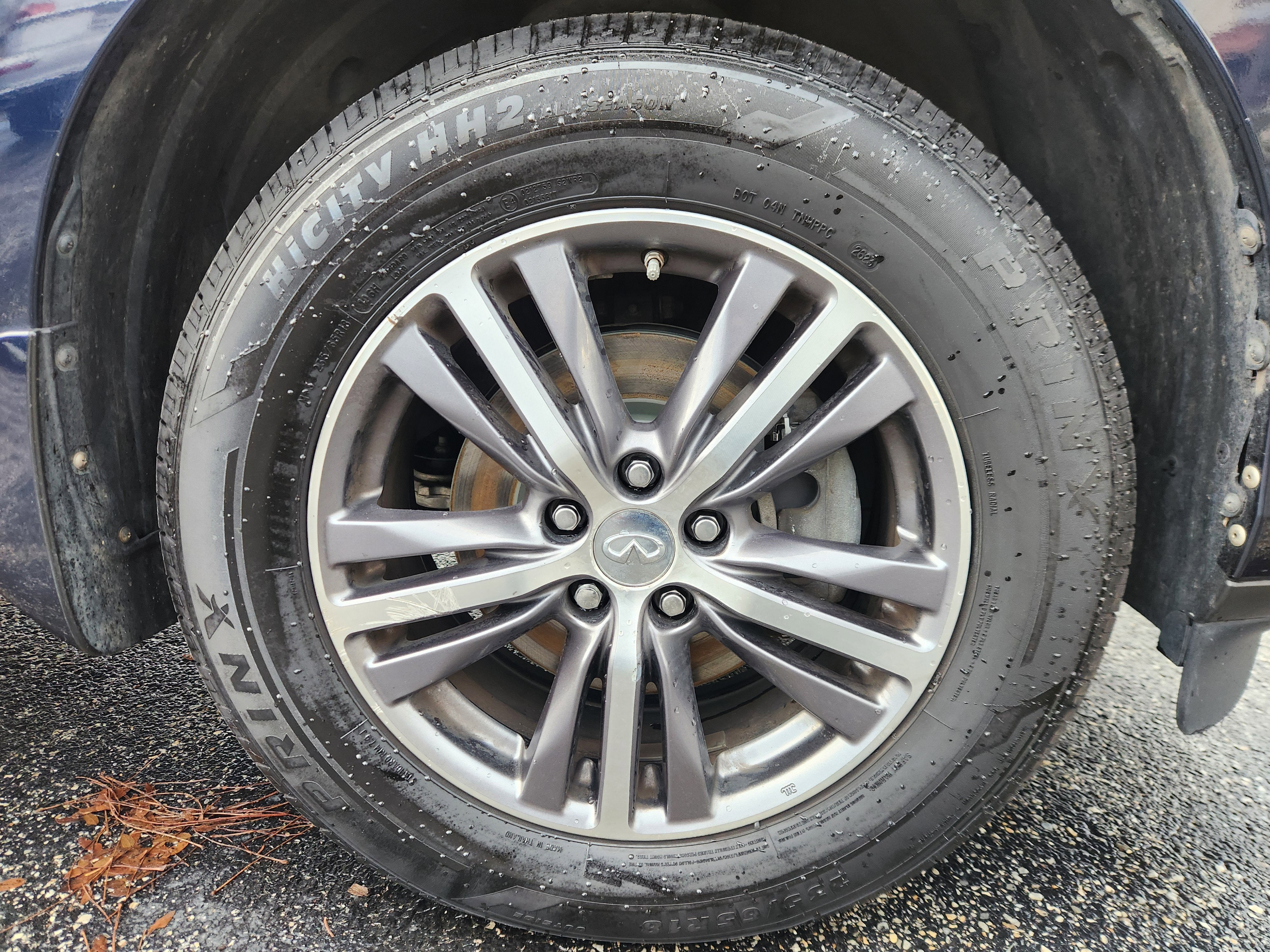 2017 INFINITI QX60 Base