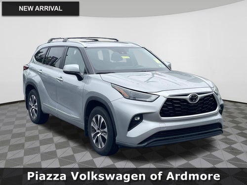 2023 Toyota Highlander Base