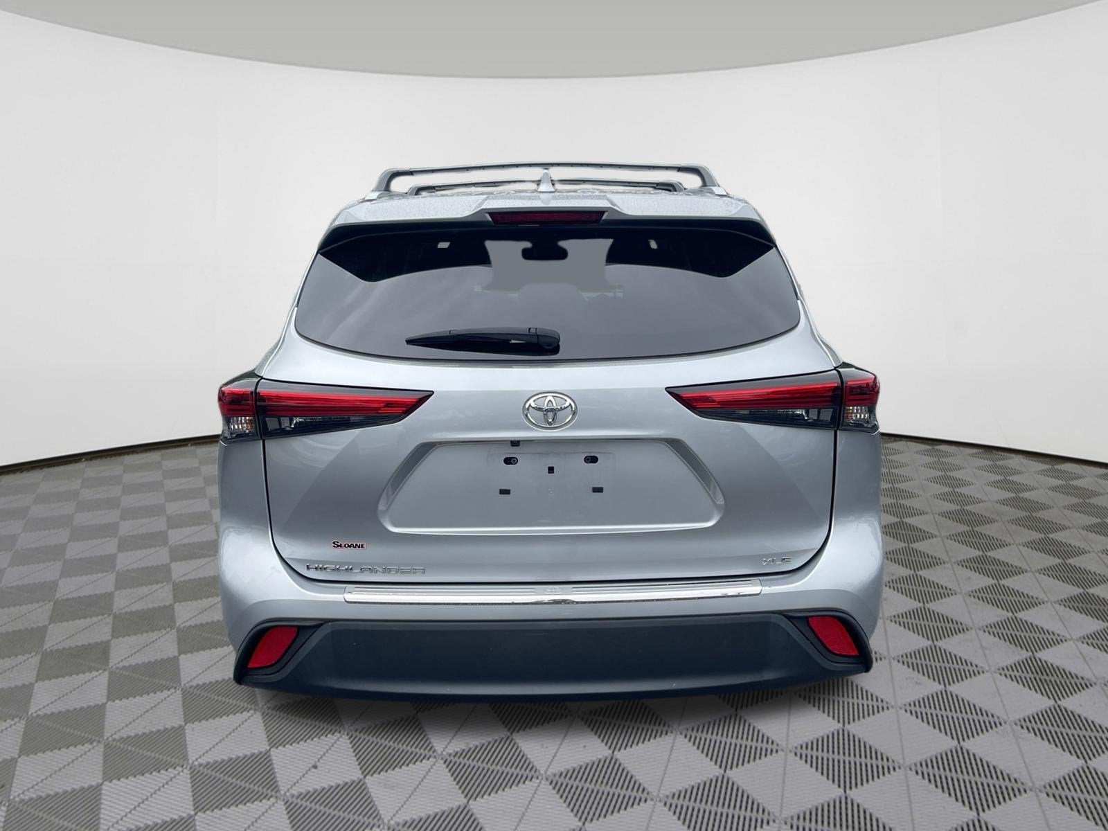 2023 Toyota Highlander Base