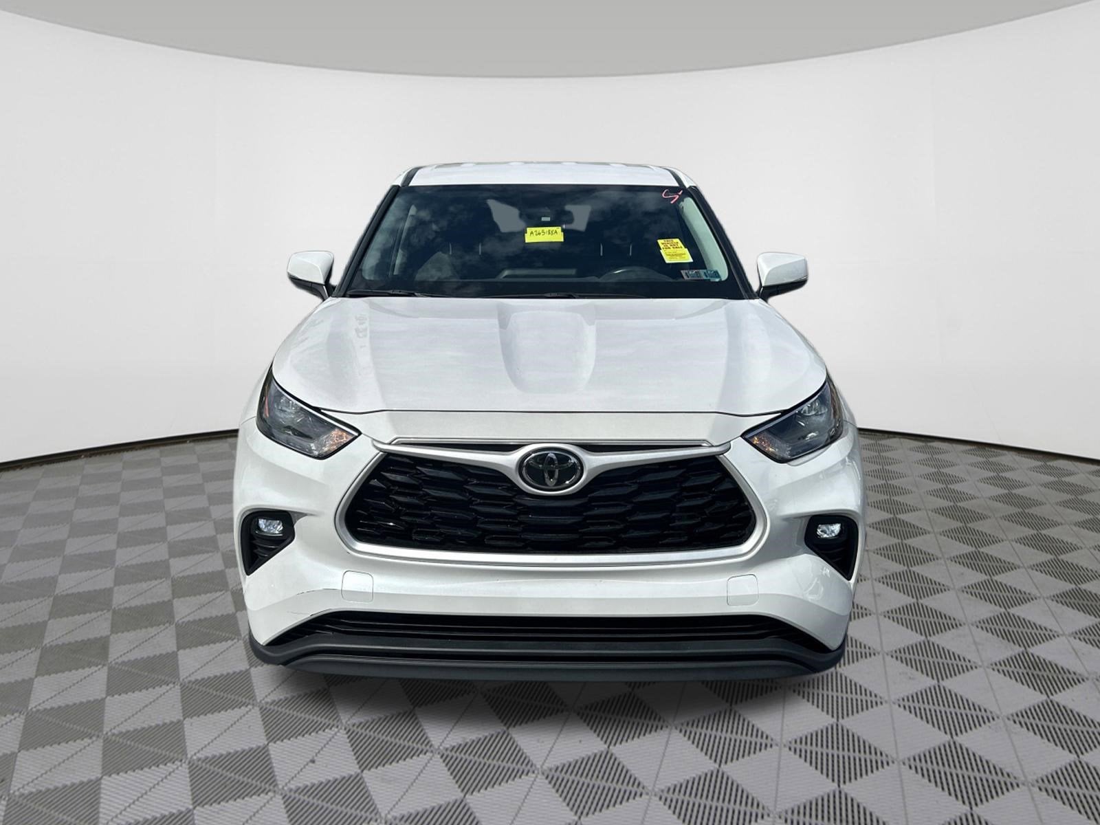 2024 Toyota Highlander Base