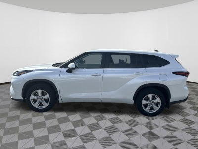 2024 Toyota Highlander Base