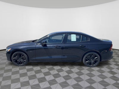 2023 Volvo S60 Recharge Plug-In Hybrid Plus Black Edition